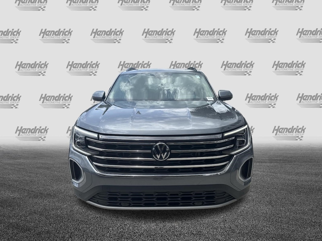 Used 2024 Volkswagen Atlas 2.0T SE w/Technology SUV