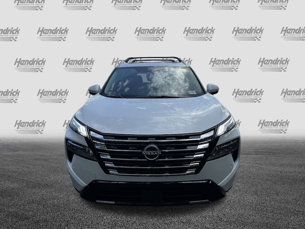 Used 2025 Nissan Rogue Platinum SUV