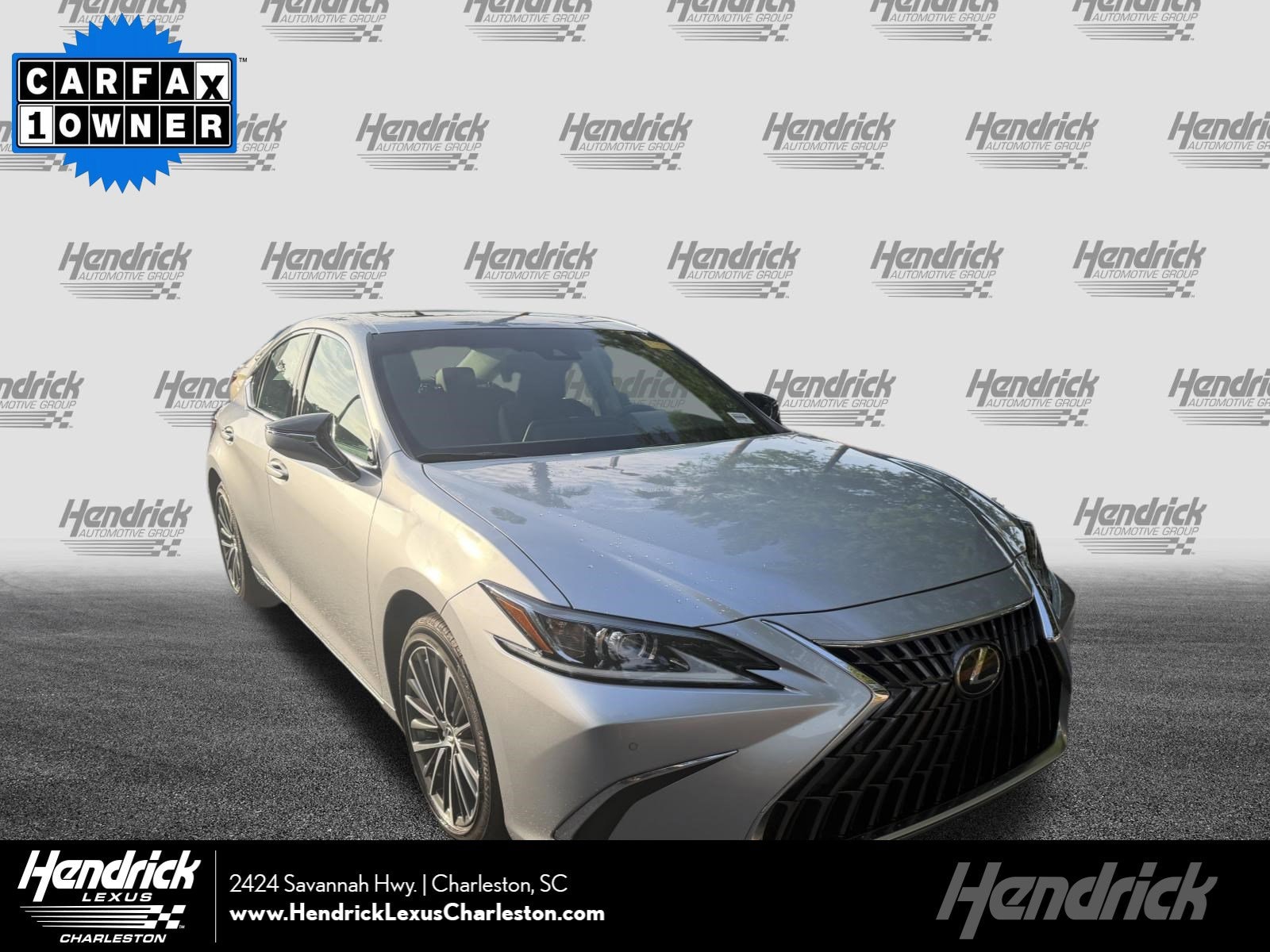 2025 Lexus ES 350's photo