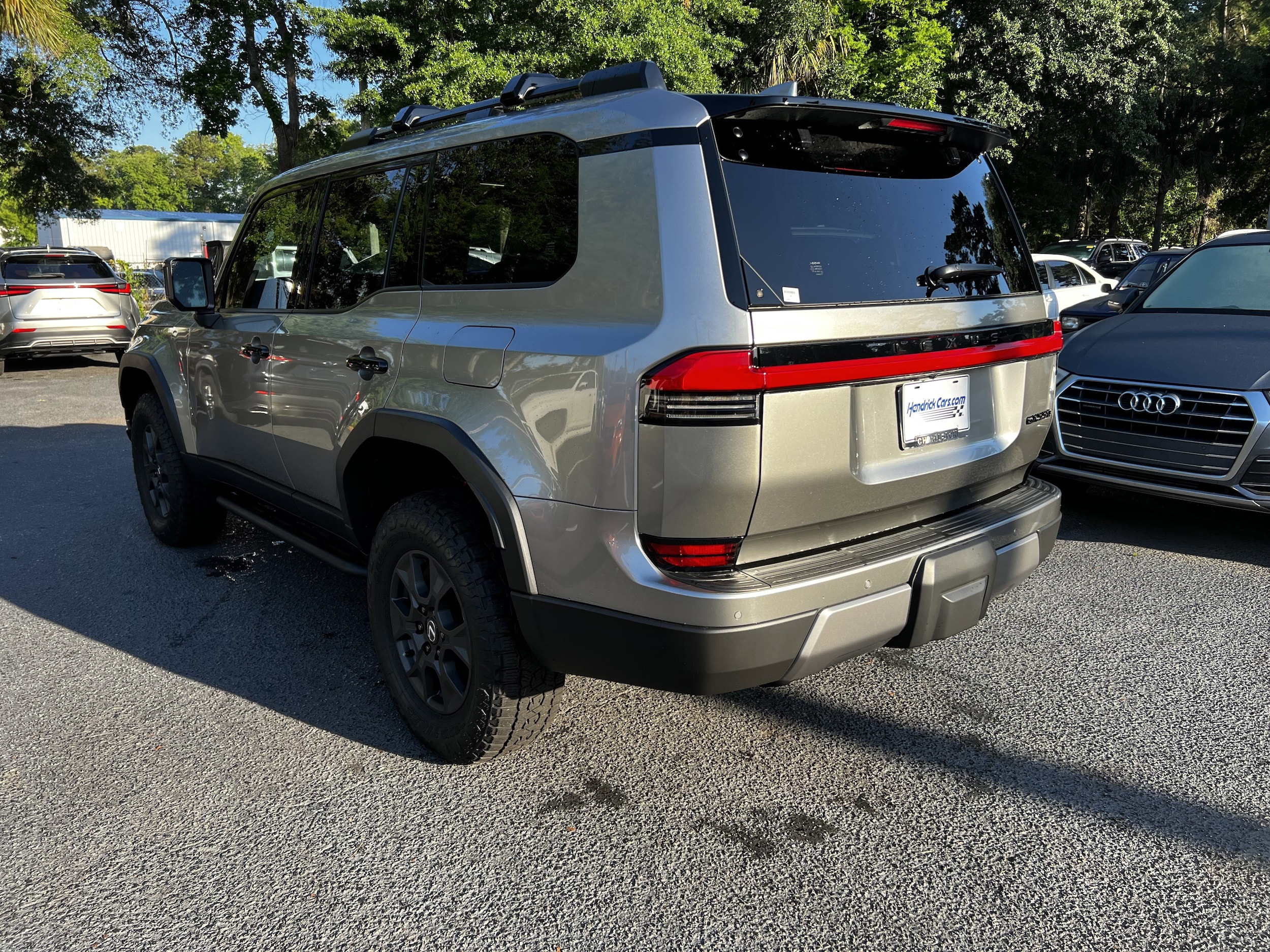 2026 LEXUS GX GX 550 Overtrail+ photo 4