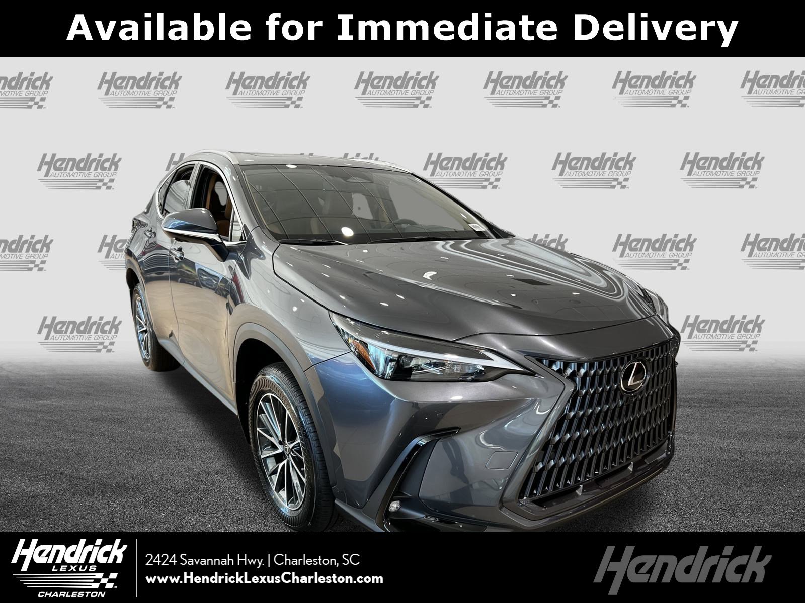 2026 Lexus NX PHEV 450h+'s photo