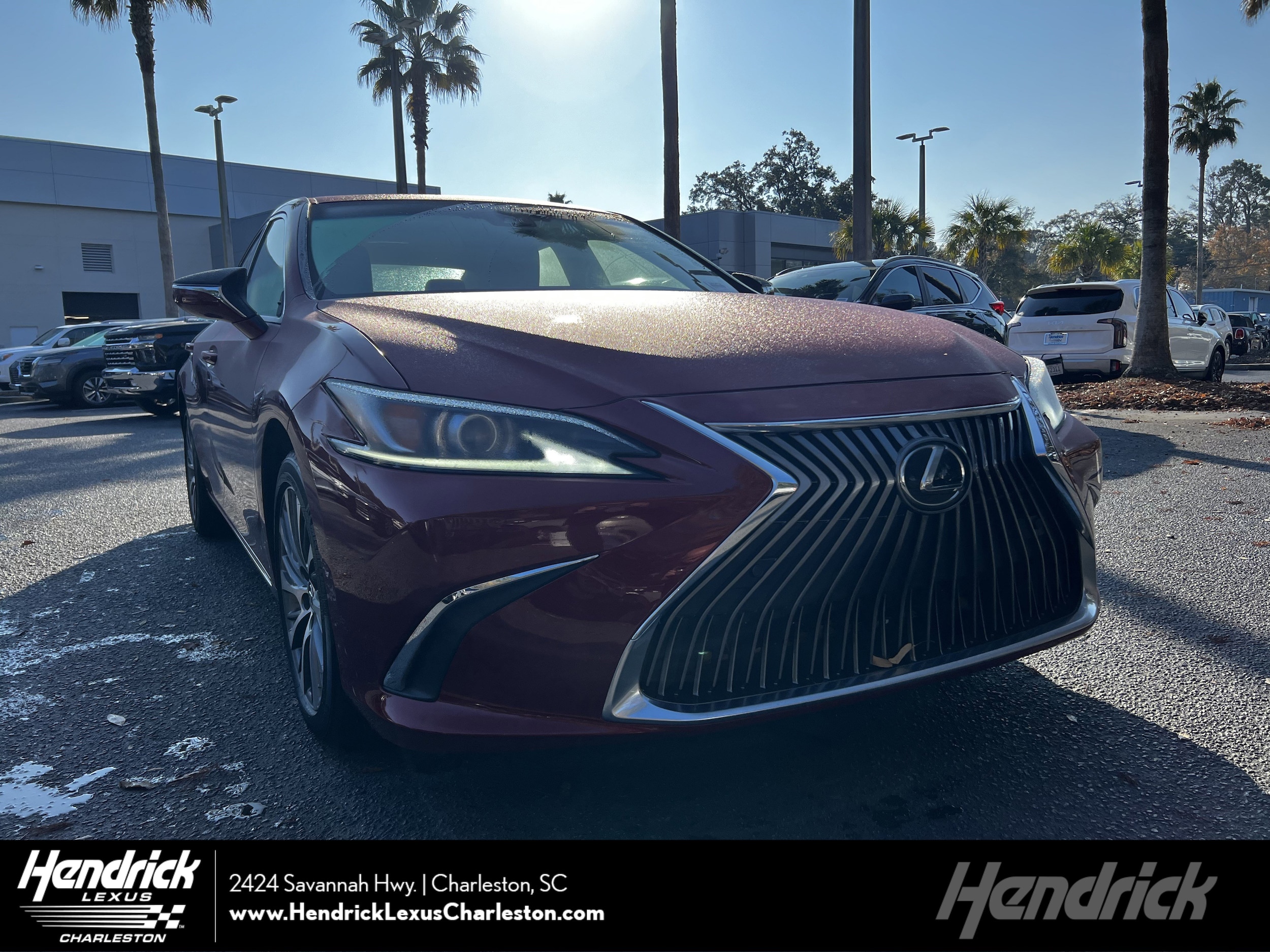 2020 Lexus ES 350's photo