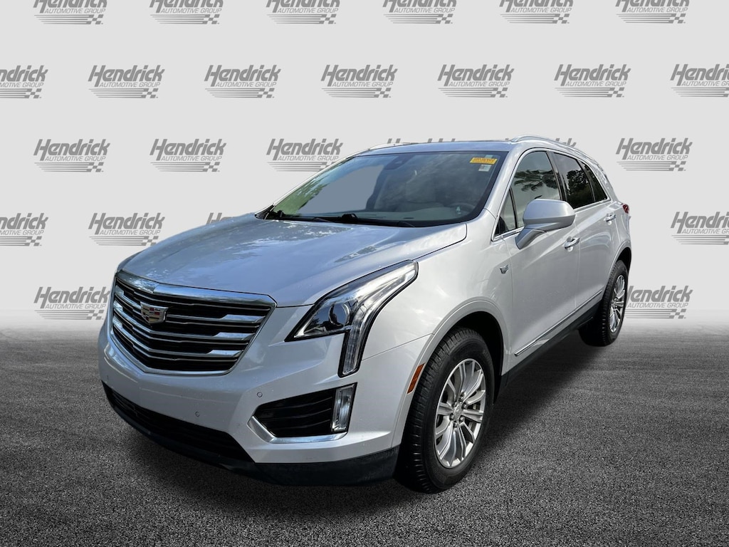 Used 2017 CADILLAC XT5 Luxury FWD SUV