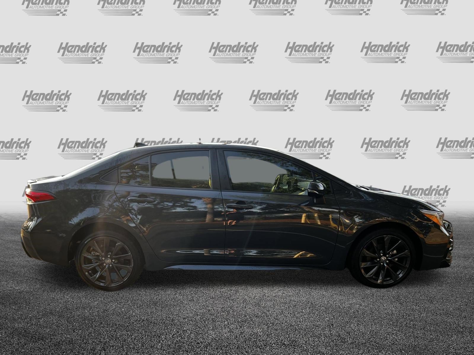 2025 Toyota Corolla Hybrid SE photo 3