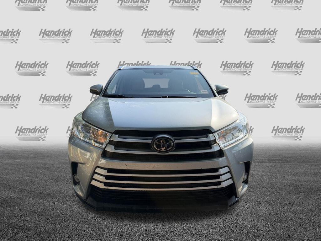 Used 2019 Toyota Highlander XLE SUV