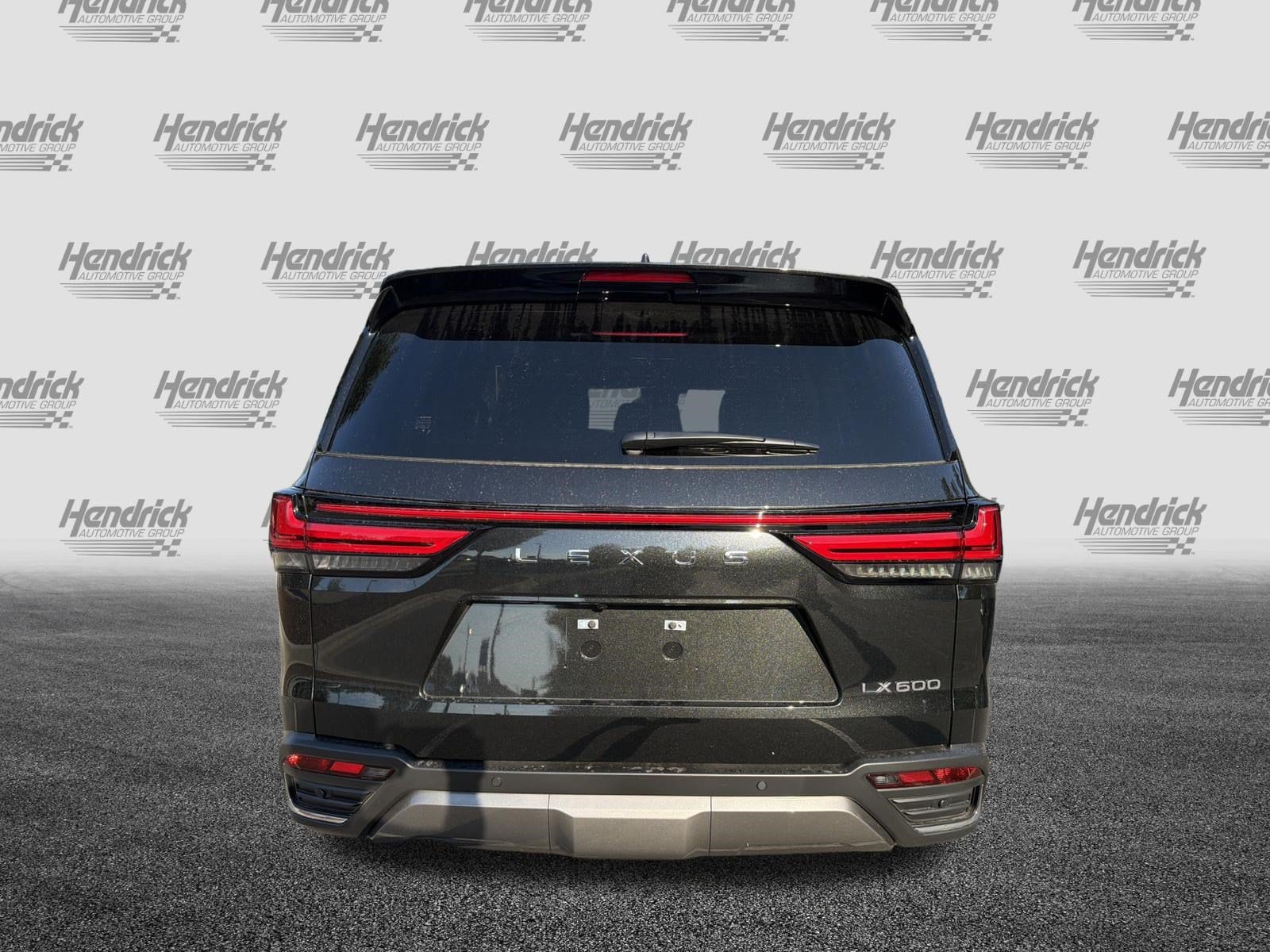 LEXUS LX 600 LUXURY
