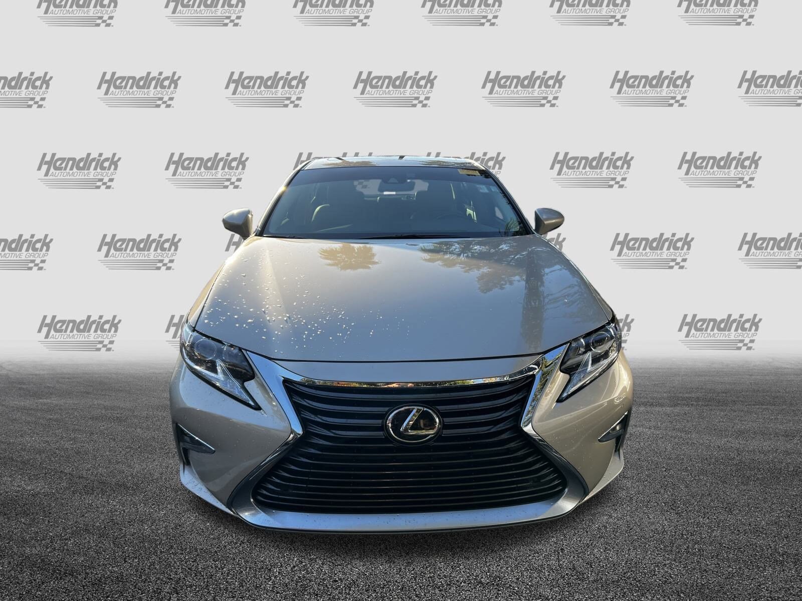 2017 Lexus ES 350 photo 3