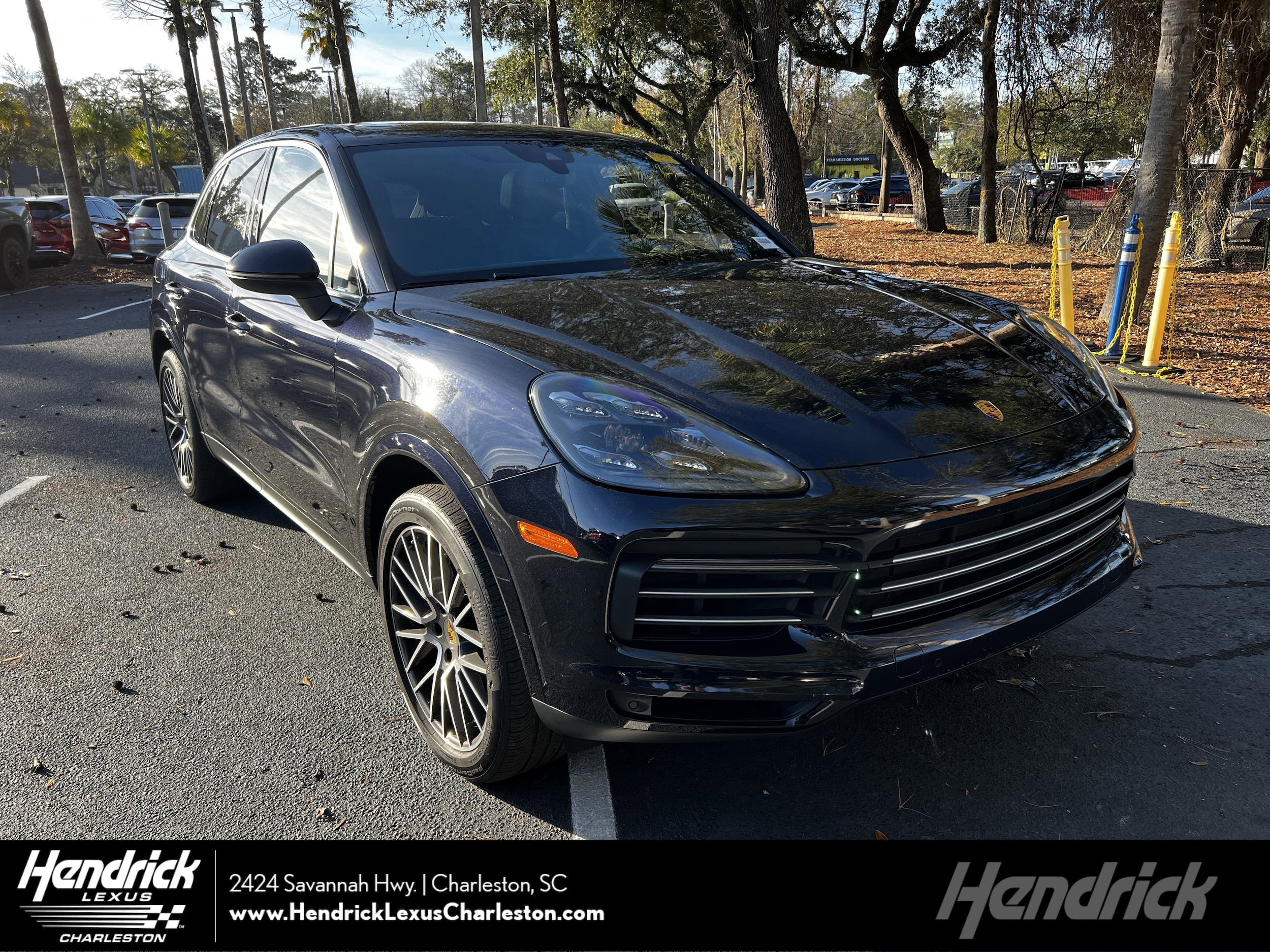 2023 Porsche Cayenne Standard's photo