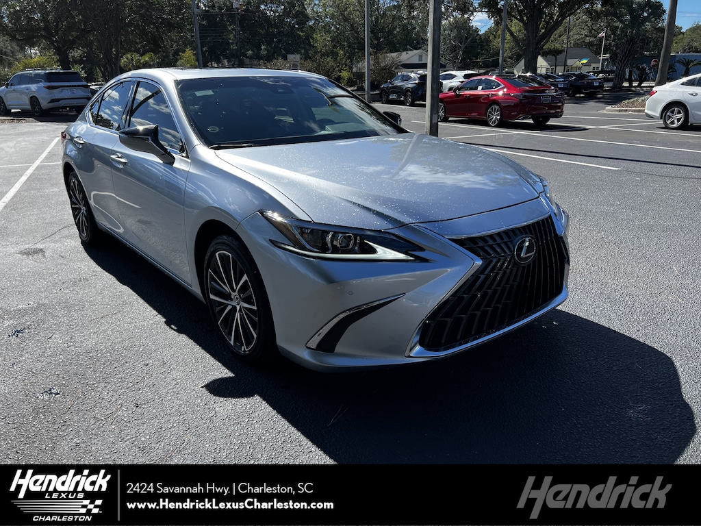 New 2025 Lexus ES 350  Sedan