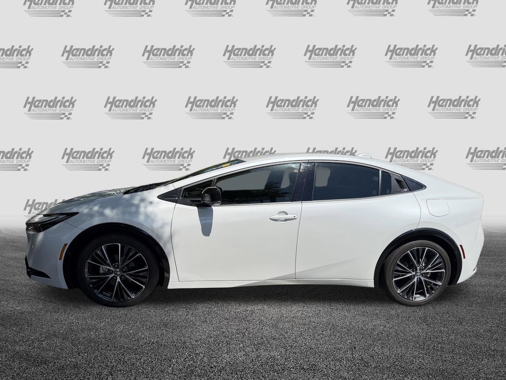 Used 2024 Toyota Prius XLE Hatchback