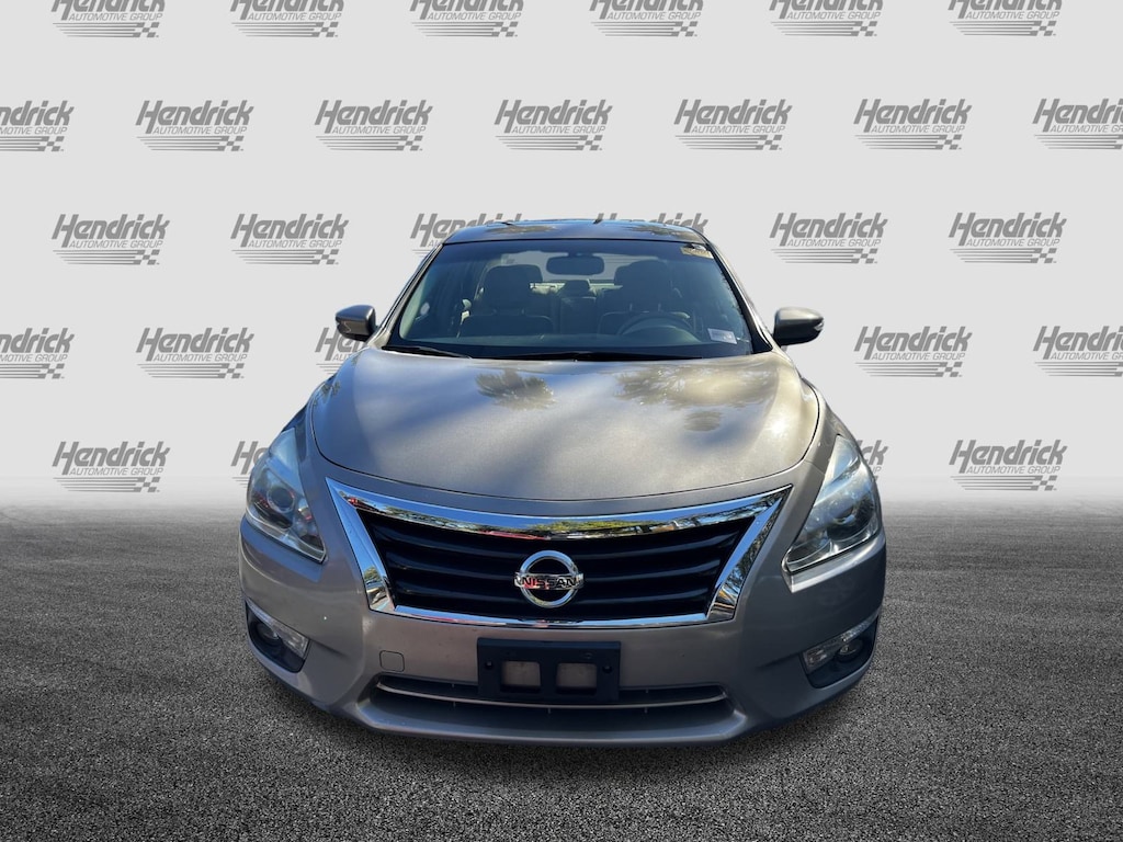 Used 2013 Nissan Altima 2.5 SL Sedan
