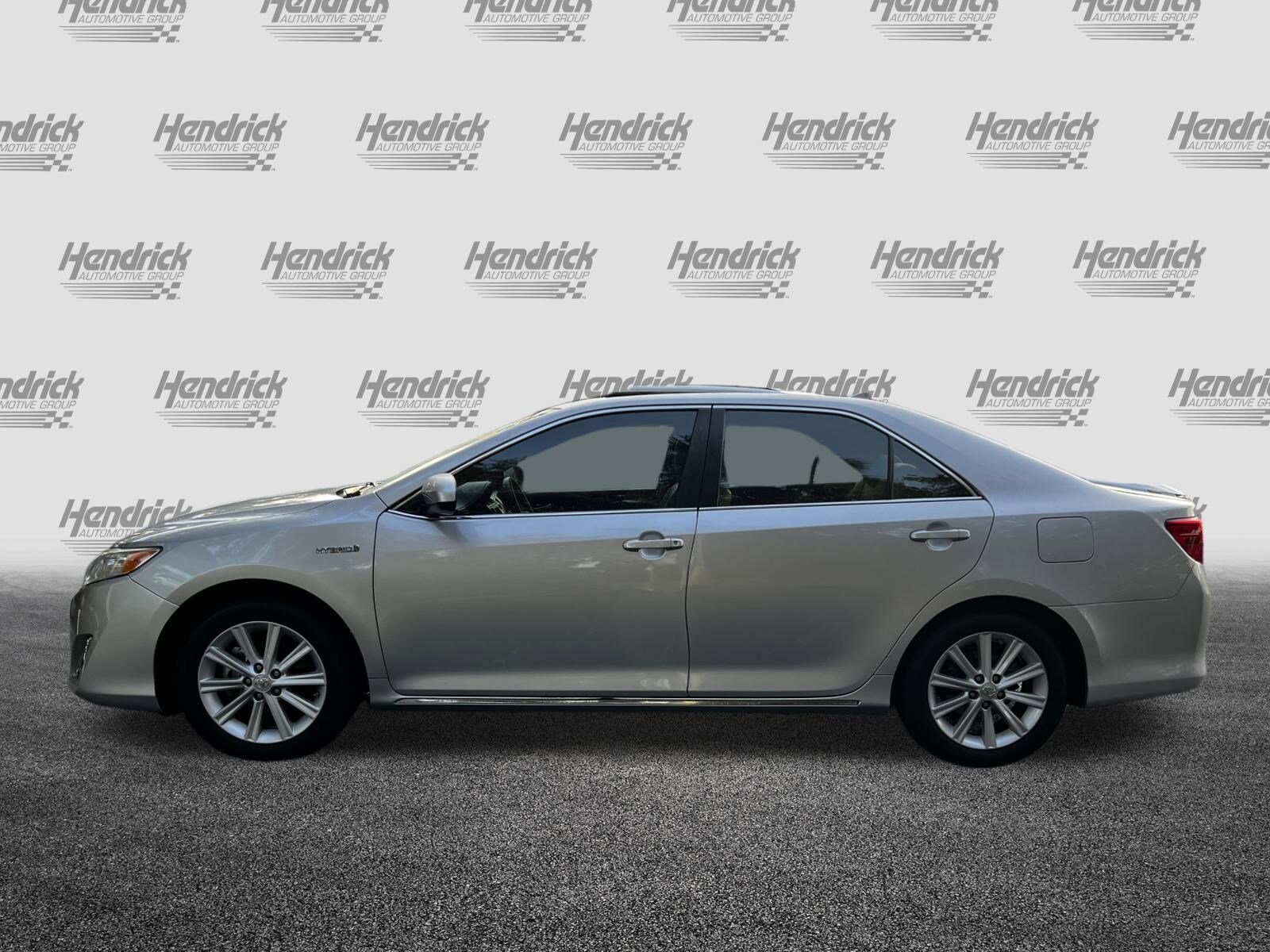 2012 Toyota Camry Hybrid XLE photo 4