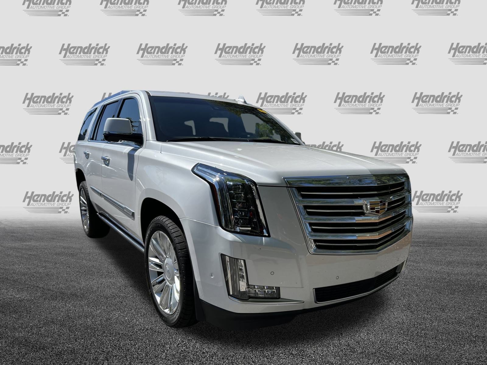Used 2019 Cadillac Escalade Platinum with VIN 1GYS4DKJ1KR321127 for sale in Charleston, SC