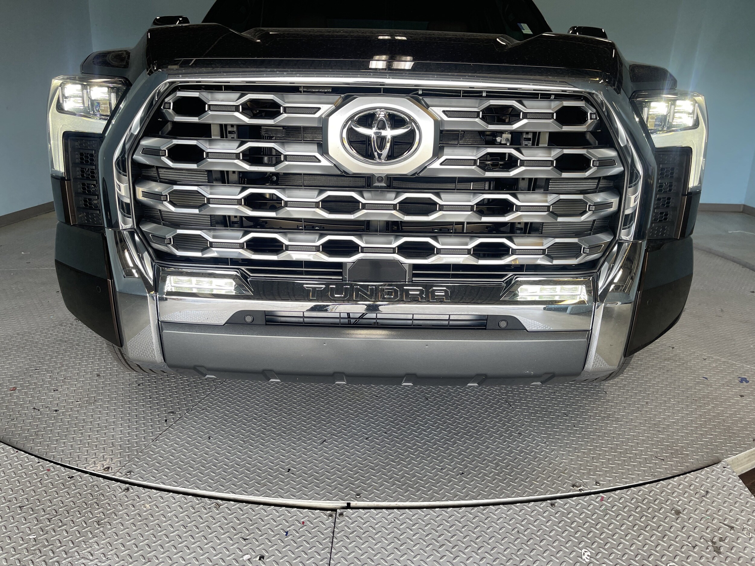 2025 Toyota Tundra 1794 Edition photo 3