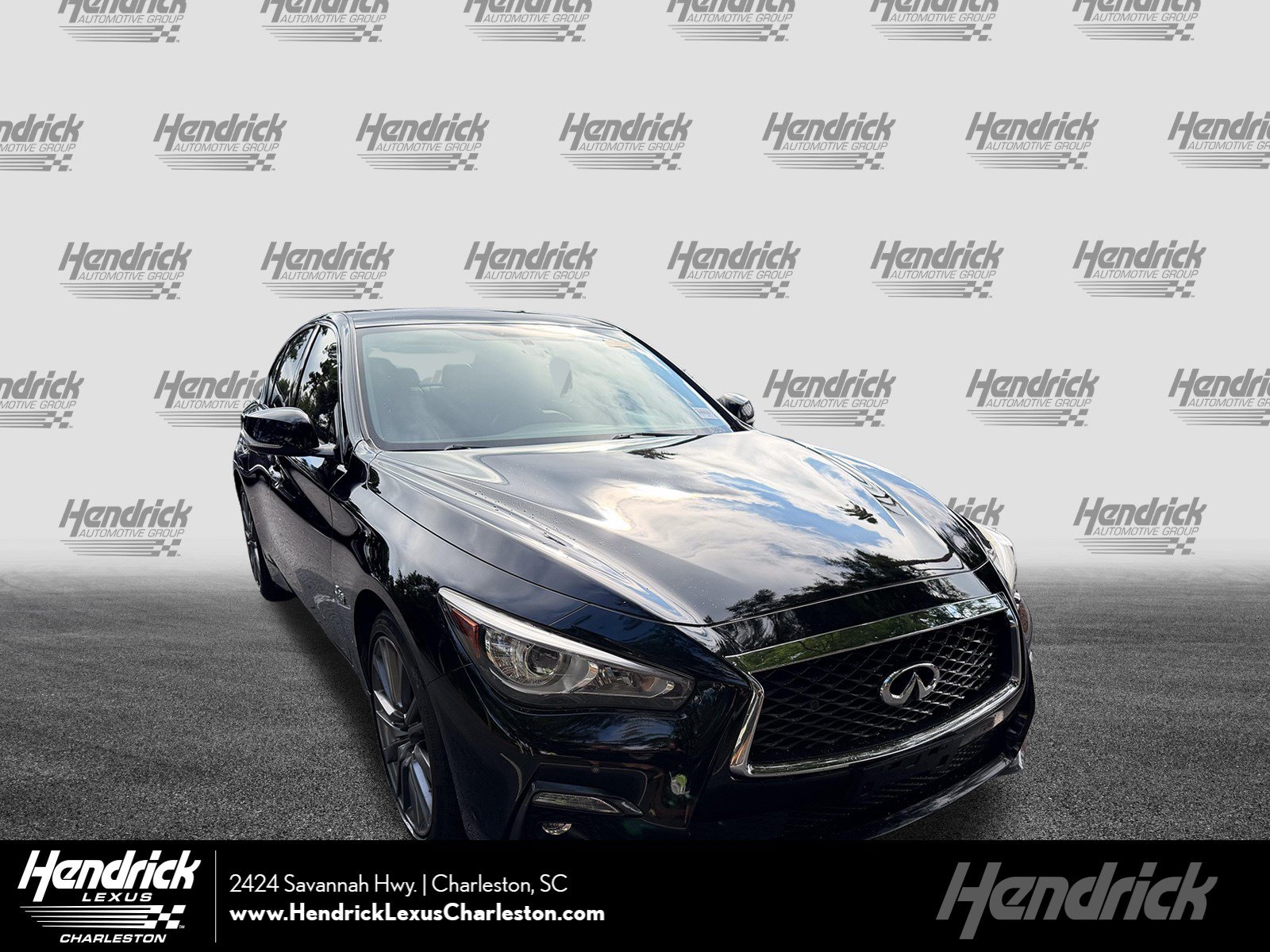 INFINITI Q50 RED SPORT 400