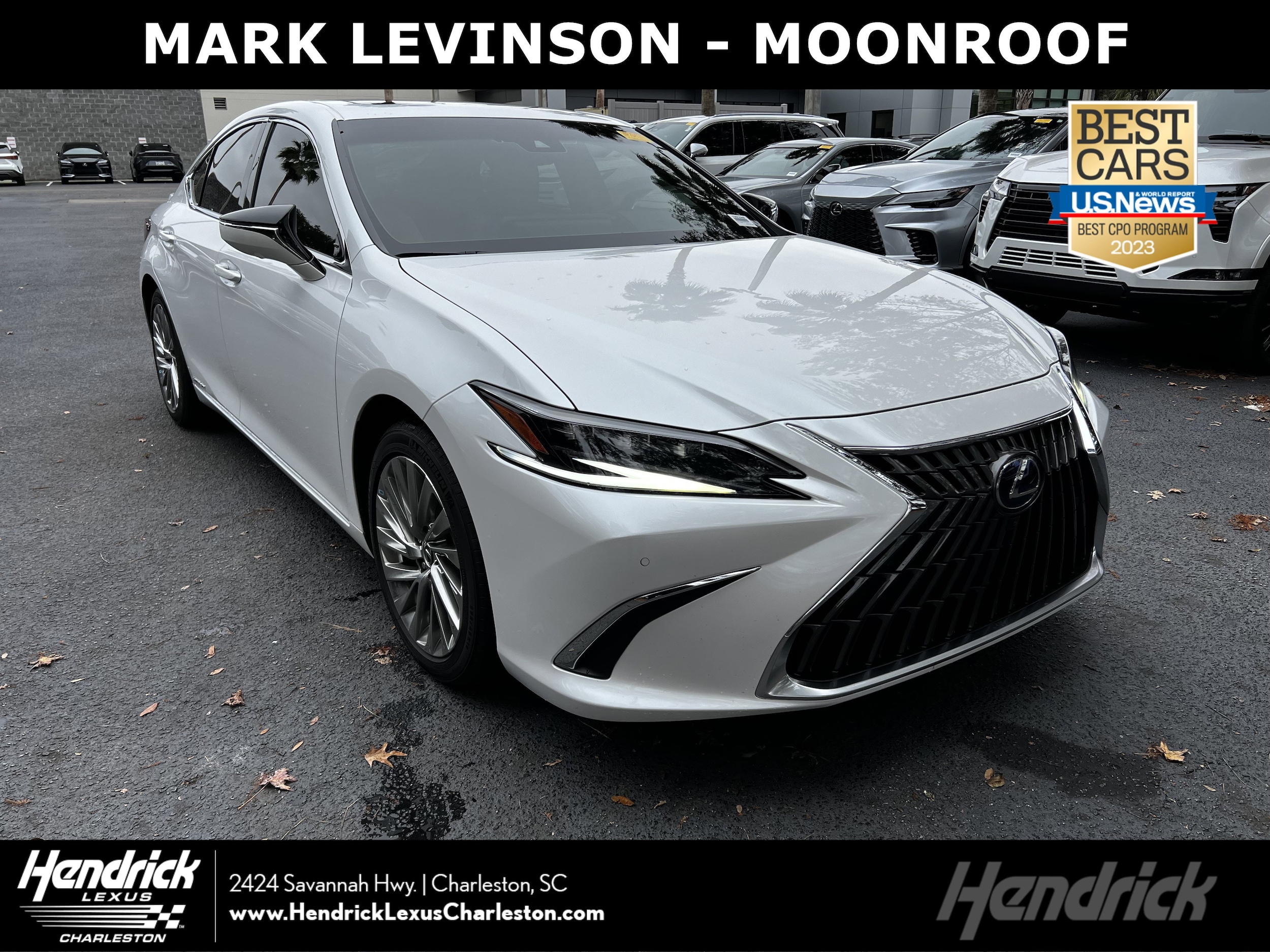 2022 Lexus ES Hybrid 300h Ultra Luxury's photo