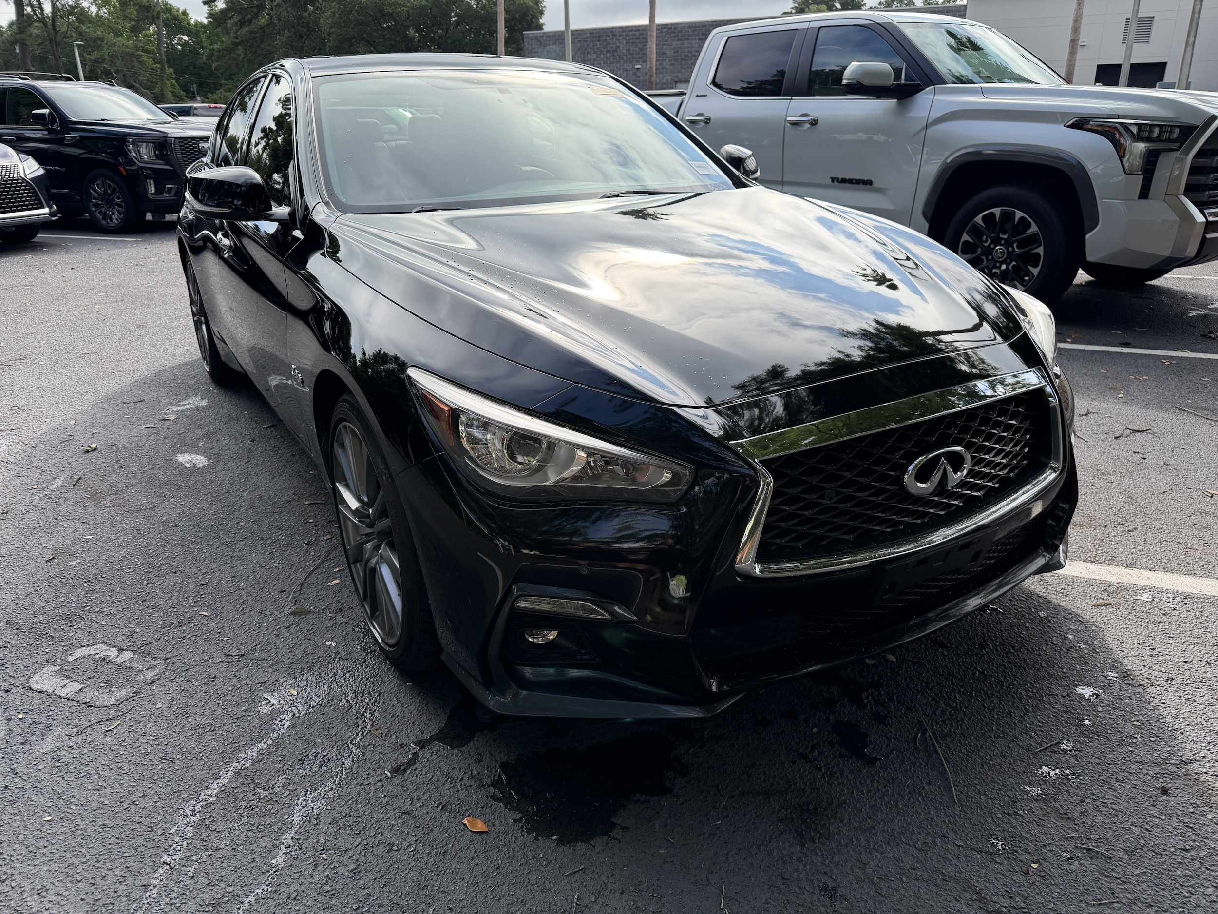 INFINITI Q50 RED SPORT 400