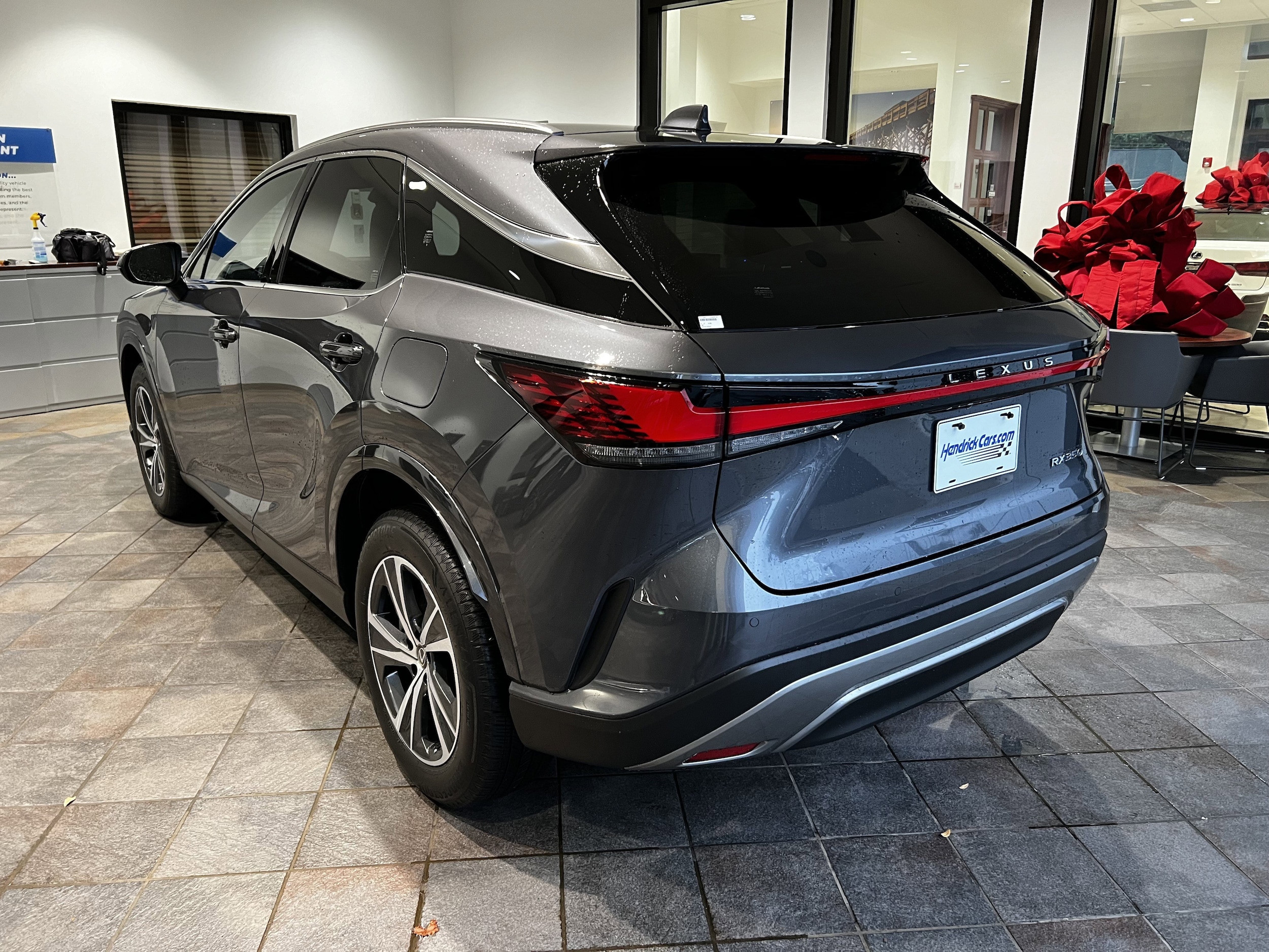 2025 LEXUS RX RX 350 Premium photo 4