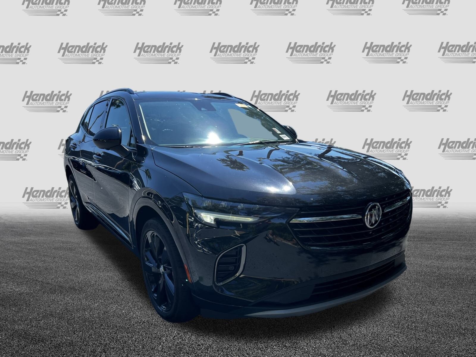 2022 Buick Envision Essence photo 2