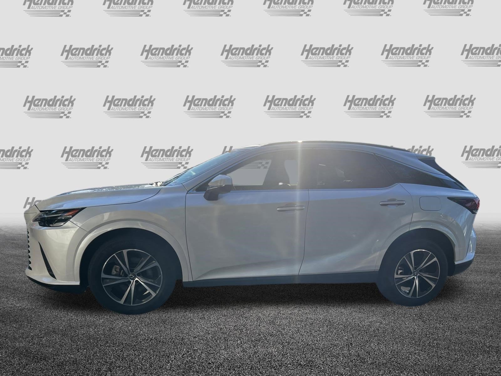 2023 LEXUS RX RX 350 Premium photo 4