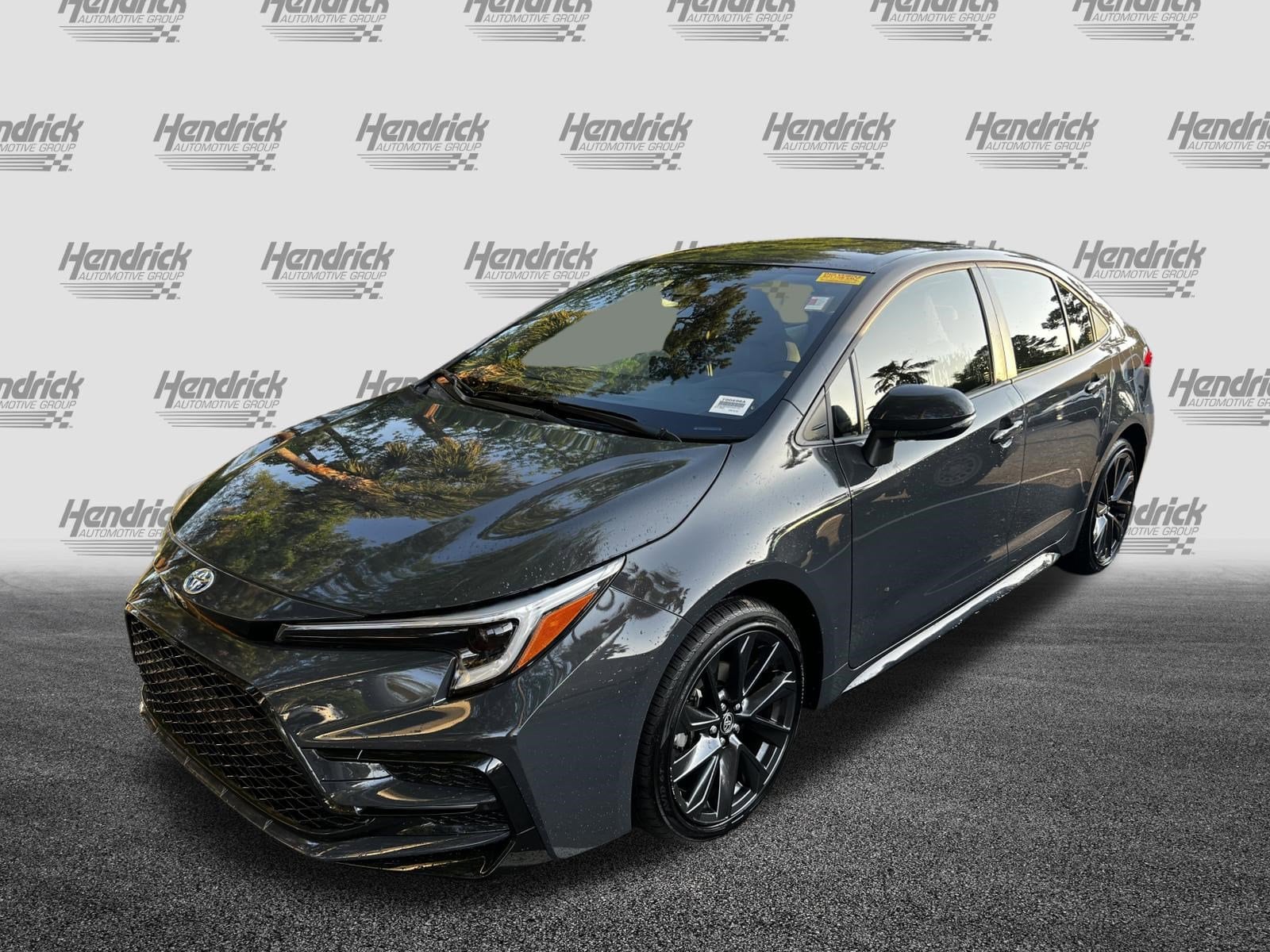 2025 Toyota Corolla Hybrid SE photo 2