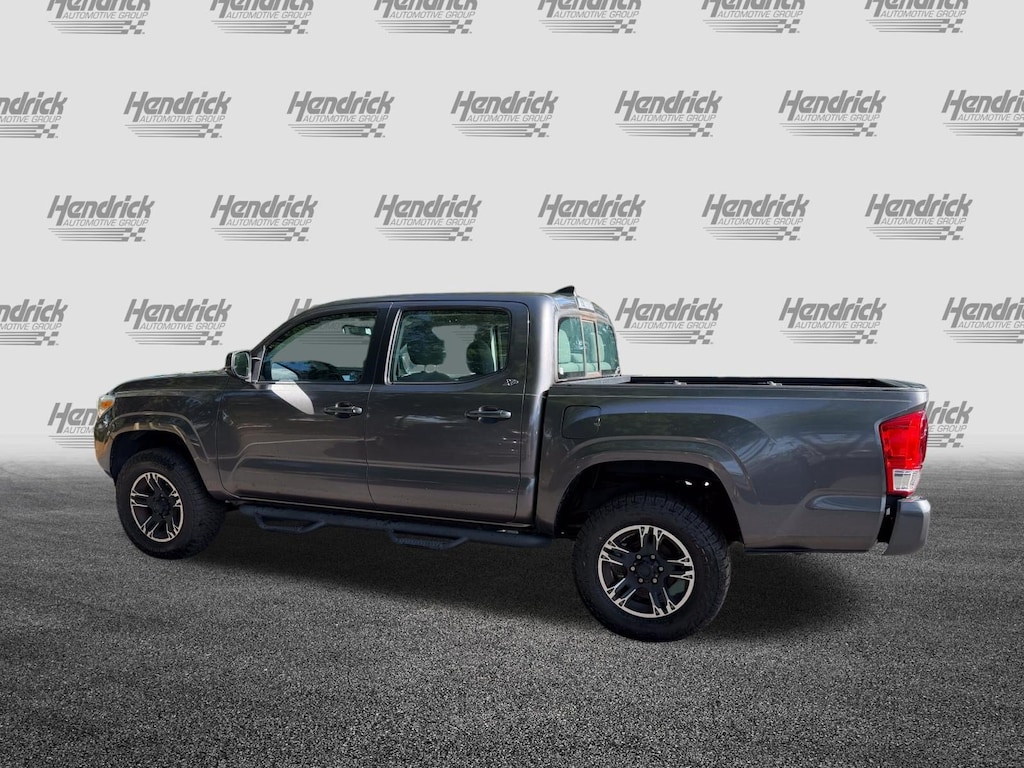 Used 2016 Toyota Tacoma SR Truck Double Cab