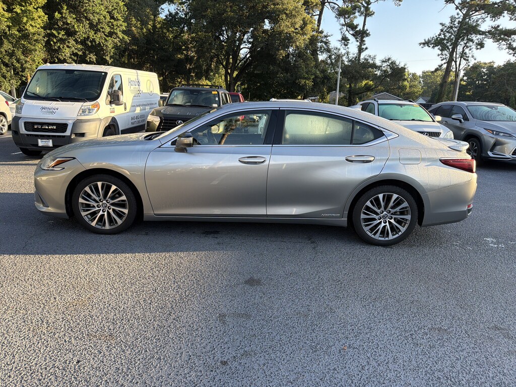 Used 2019 Lexus ES ES 300h Sedan