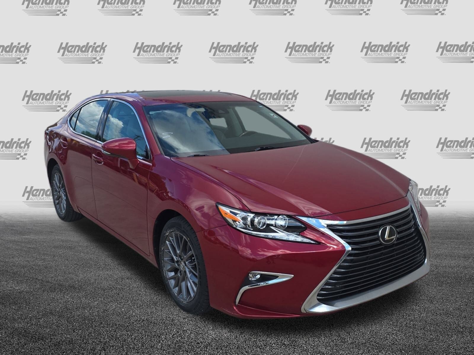 2018 Lexus ES 350 photo 2