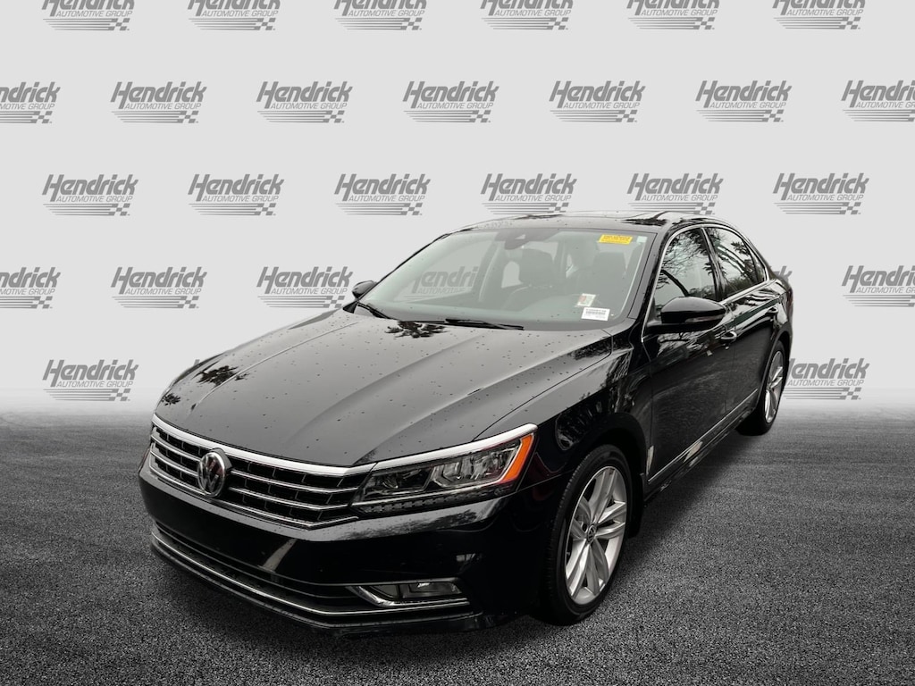 Used 2018 Volkswagen Passat V6 SEL Premium Sedan