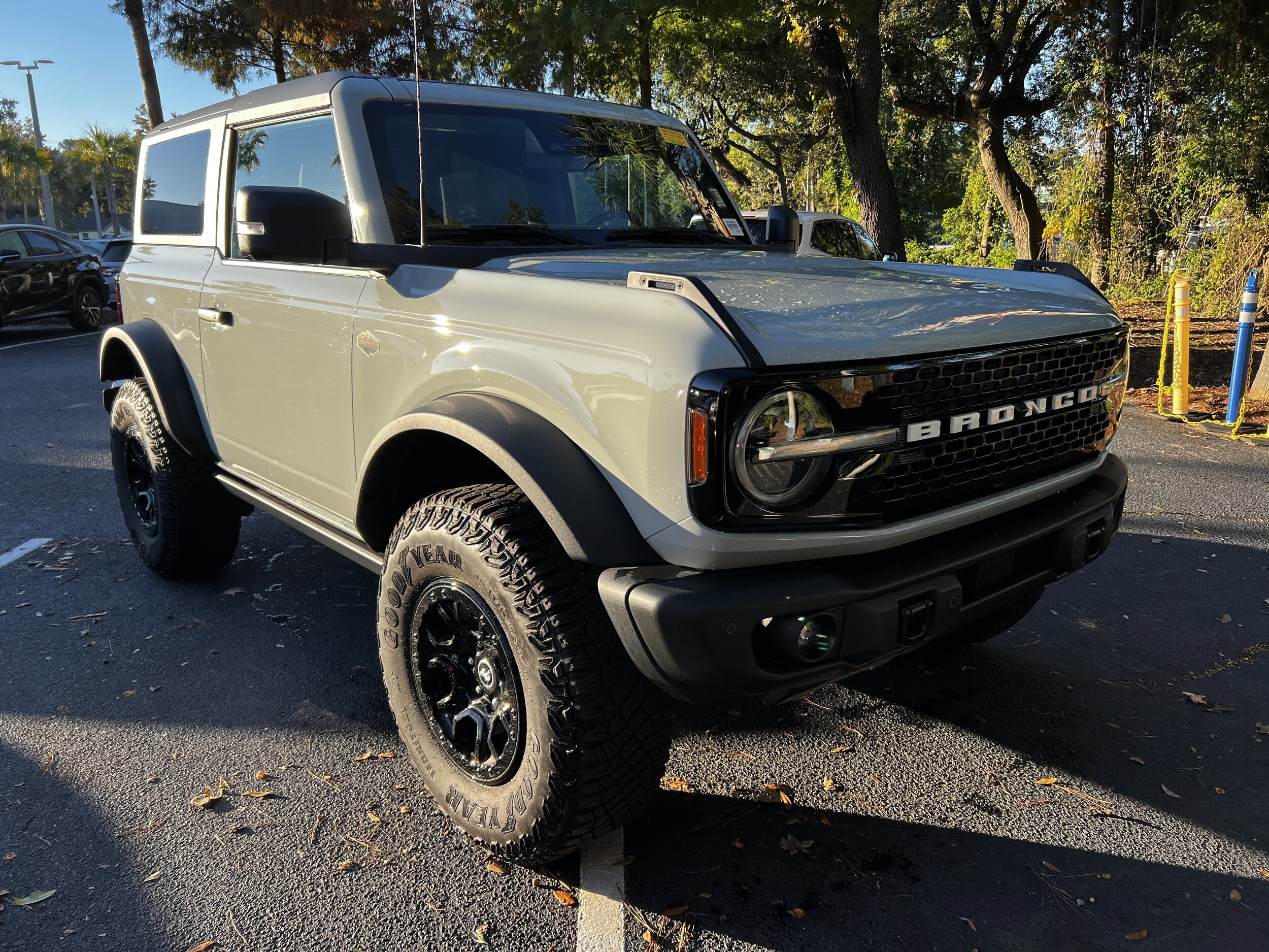 2023 Ford Bronco Base Big Bend Black Diamond Outer Banks Badlands Wildtrak photo 2
