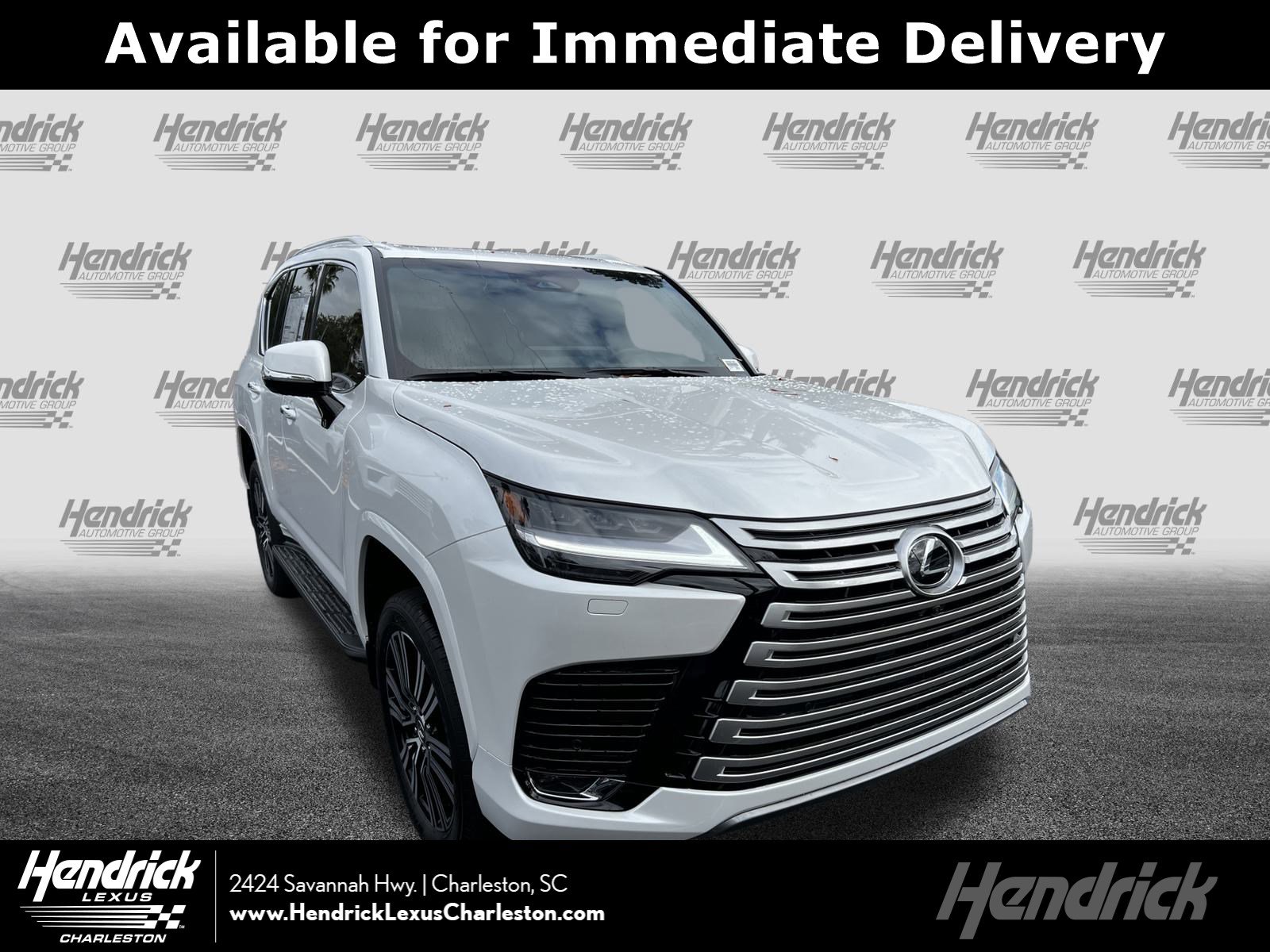 2025 Lexus LX Luxury's photo