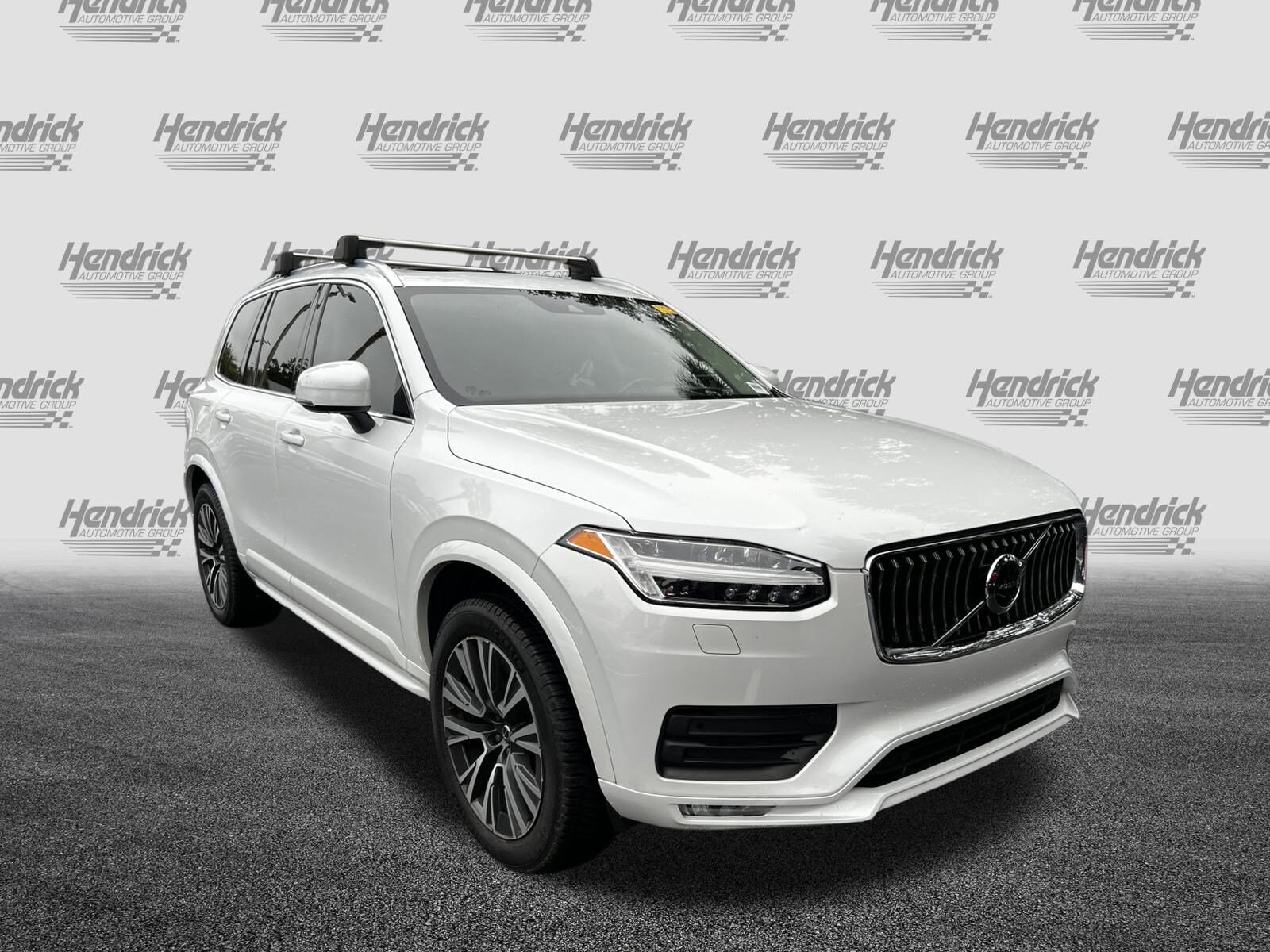 2020 Volvo XC90 Momentum photo 2
