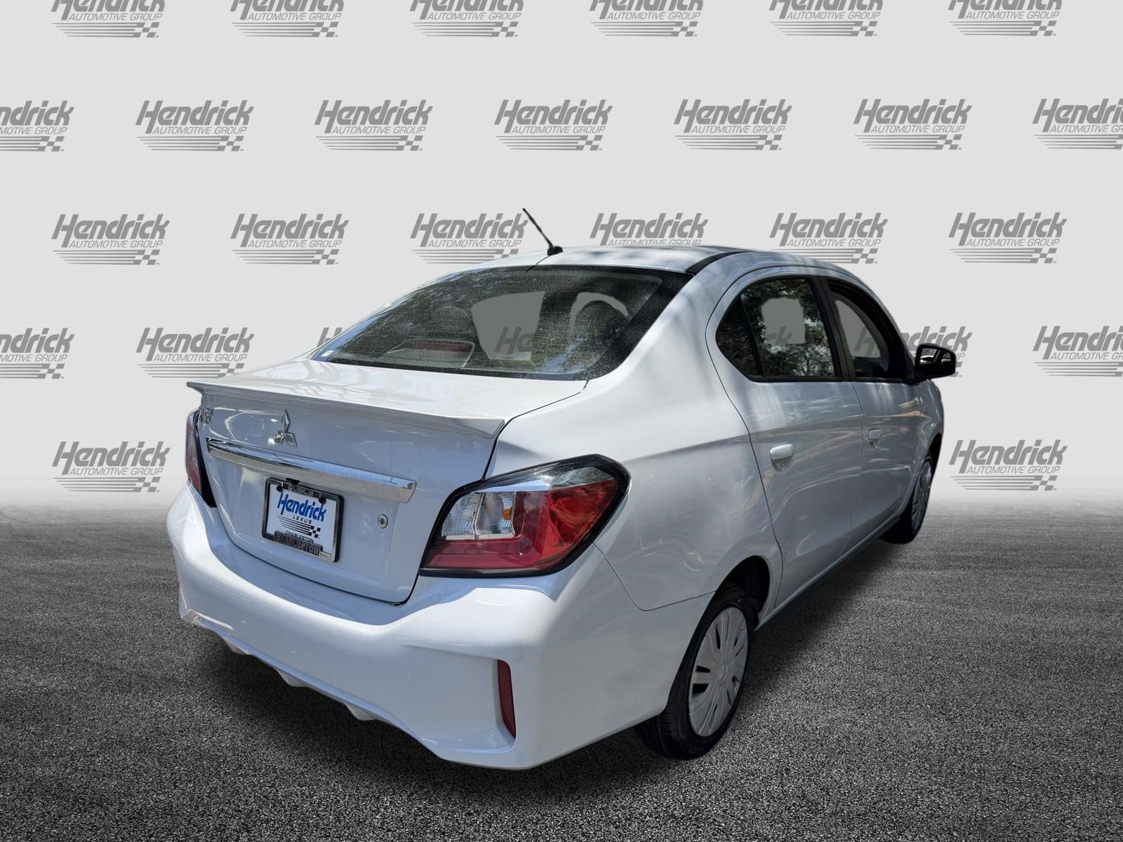 Mitsubishi Mirage G4 ES
