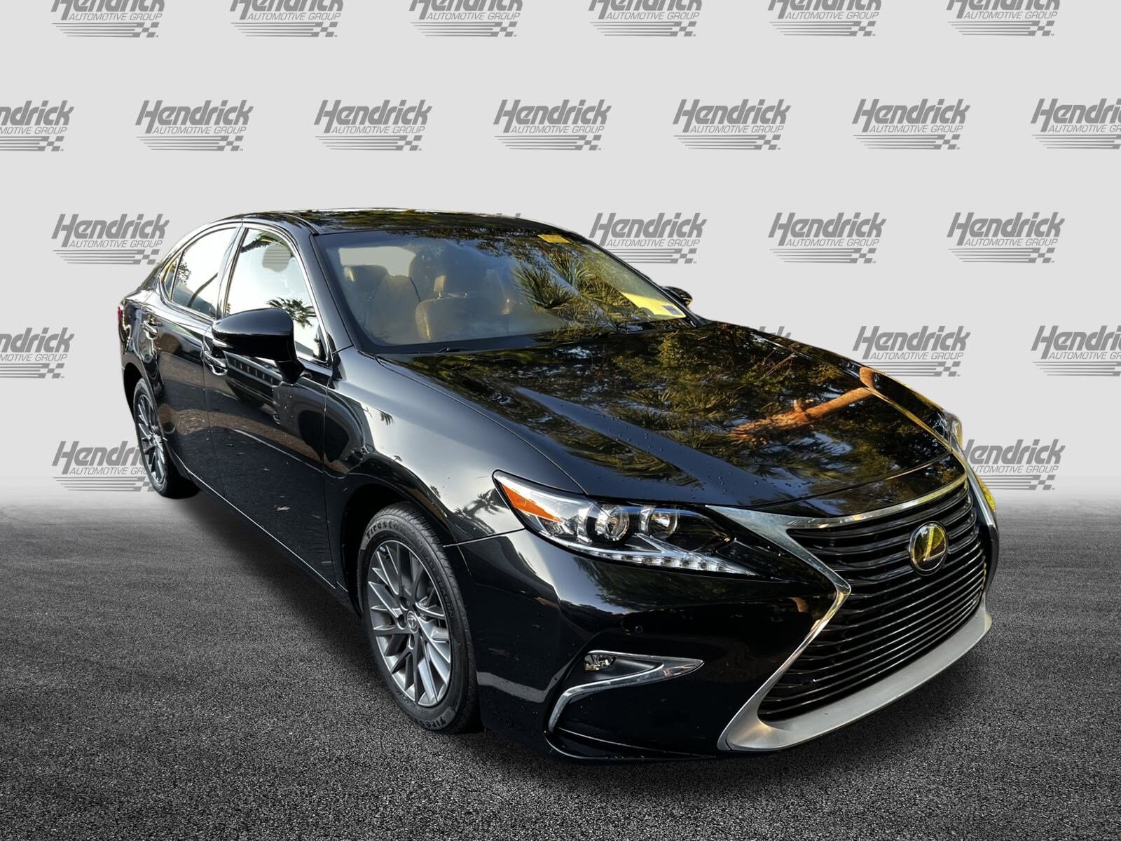 2018 Lexus ES 350 photo 2