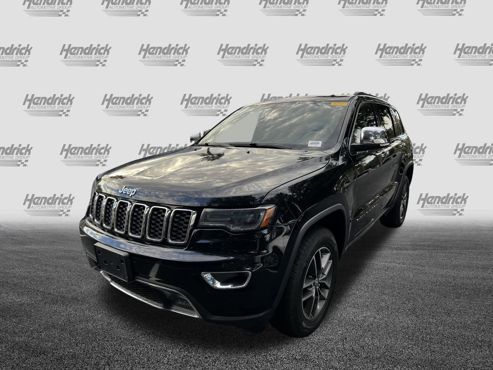 2017 Jeep Grand Cherokee Limited photo 3