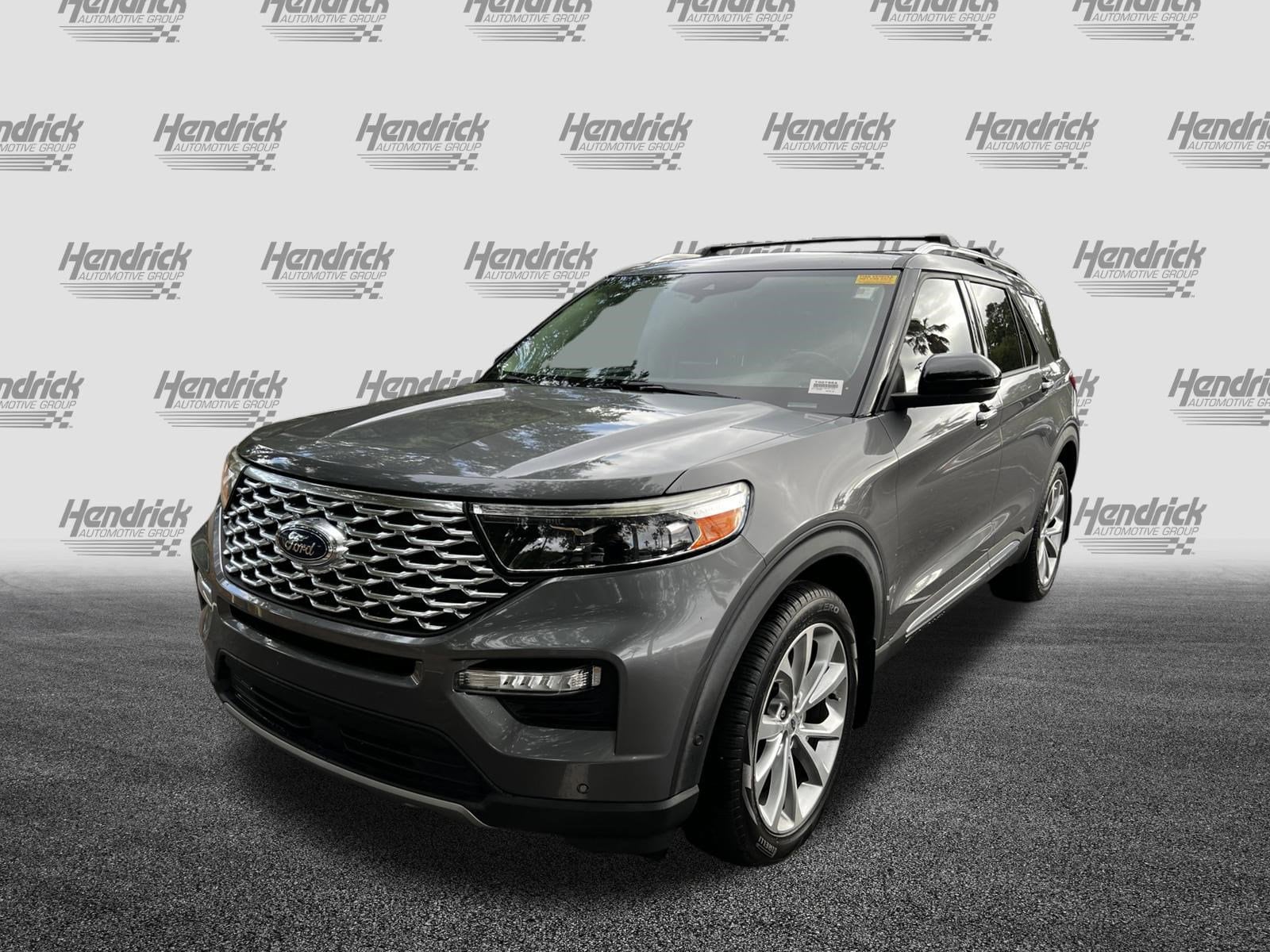 2021 Ford Explorer Platinum photo 2