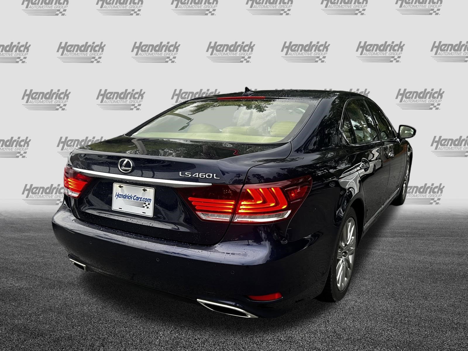 2013 LEXUS LS 460 L photo 3