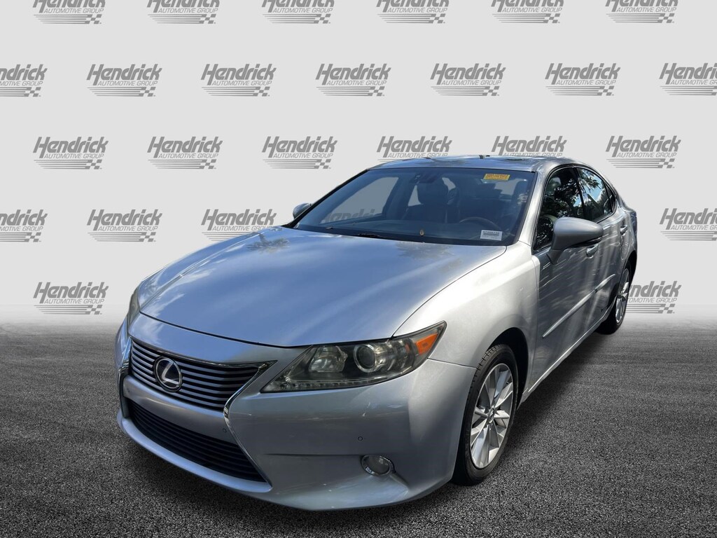 Used 2013 Lexus ES 300h Hybrid Sedan