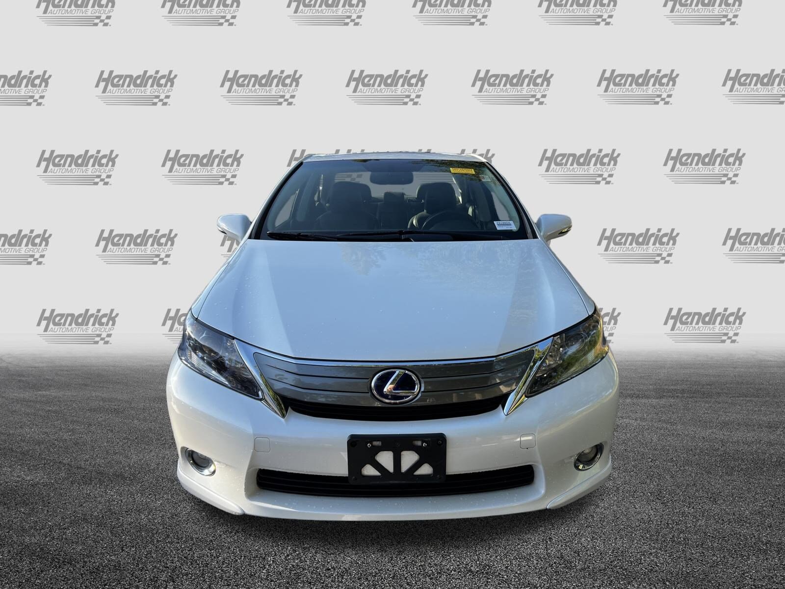2011 Lexus HS 250h photo 2