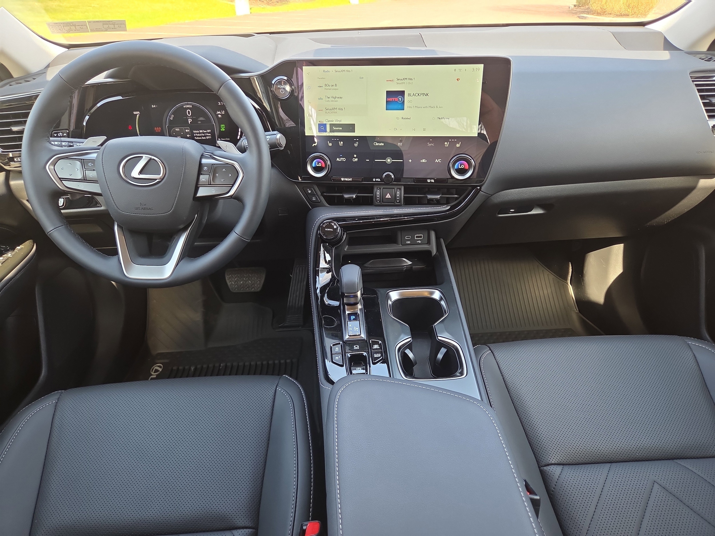 2026 Lexus NX 450h+ Luxury - Photo 10