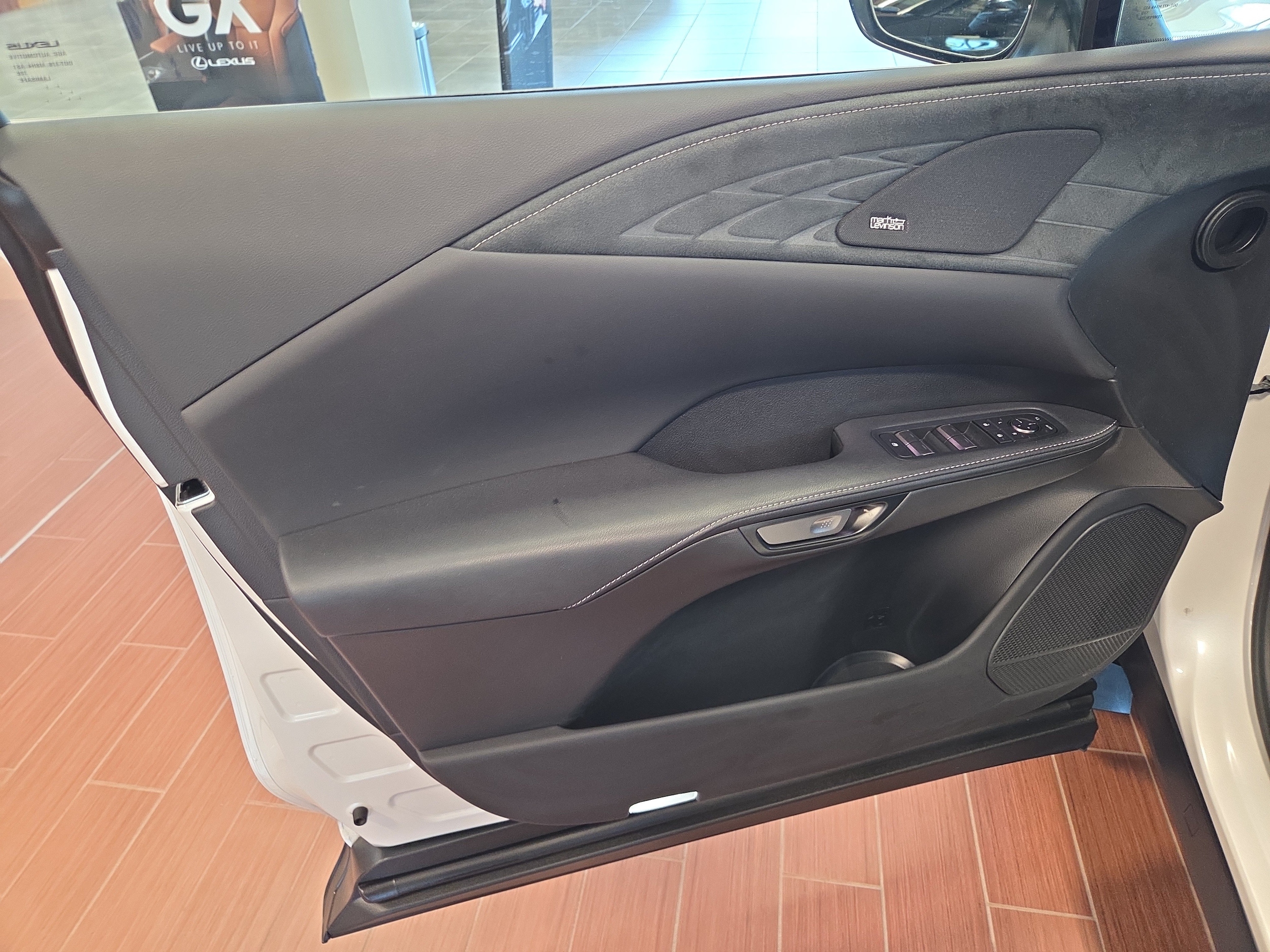 2026 Lexus RX 350 Luxury - Photo 7