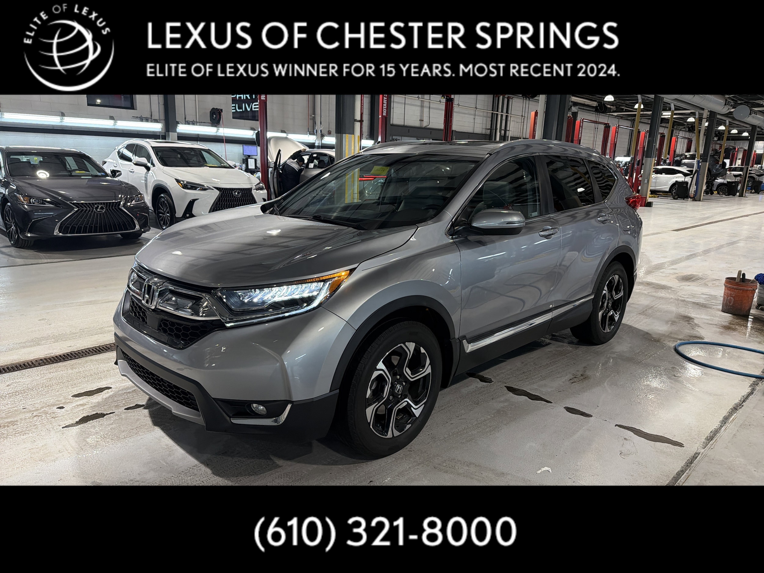 2019 Honda CR-V Touring's photo