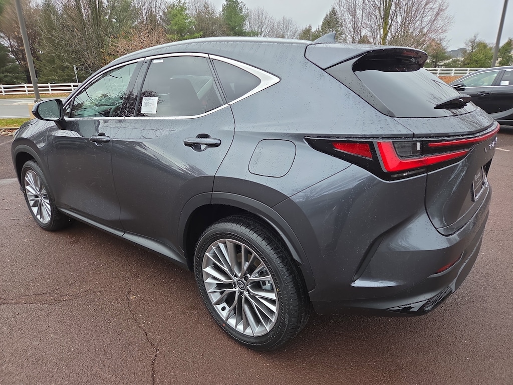 2026 Lexus NX 350 Premium photo 4