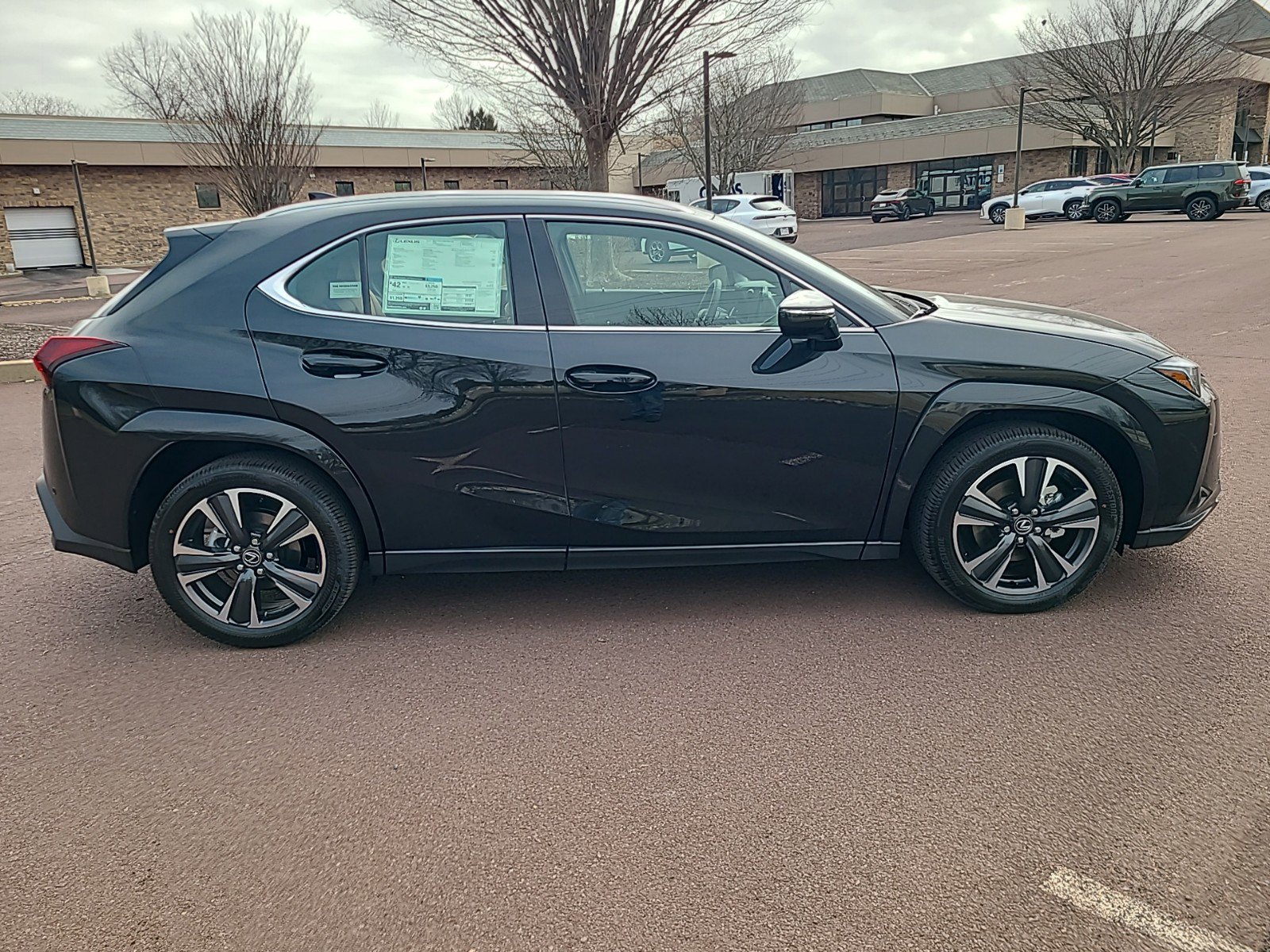 2025 Lexus UX Premium photo 2