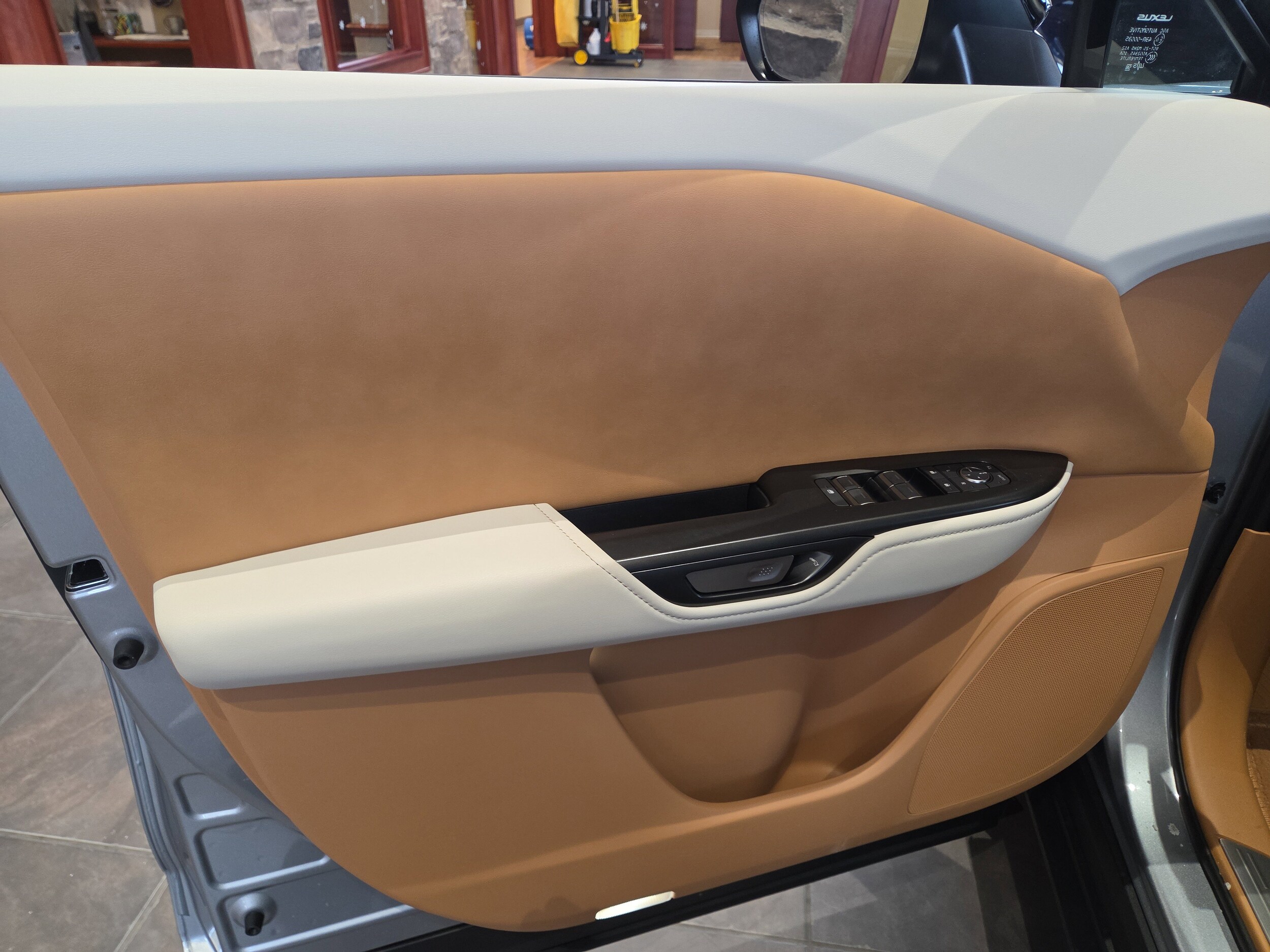 2026 Lexus RZ Premium - Photo 7