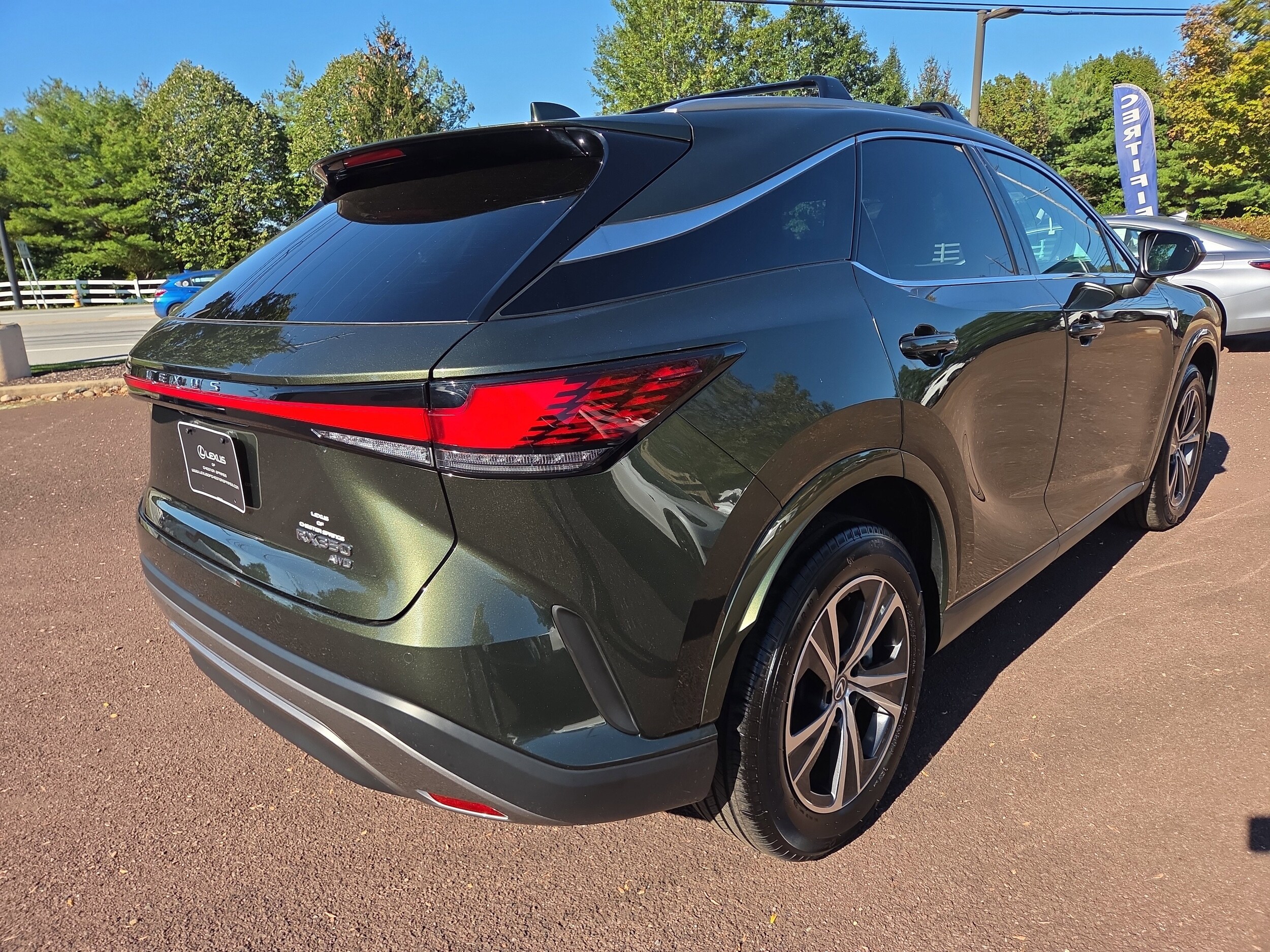2024 Lexus RX 350 Premium photo 2
