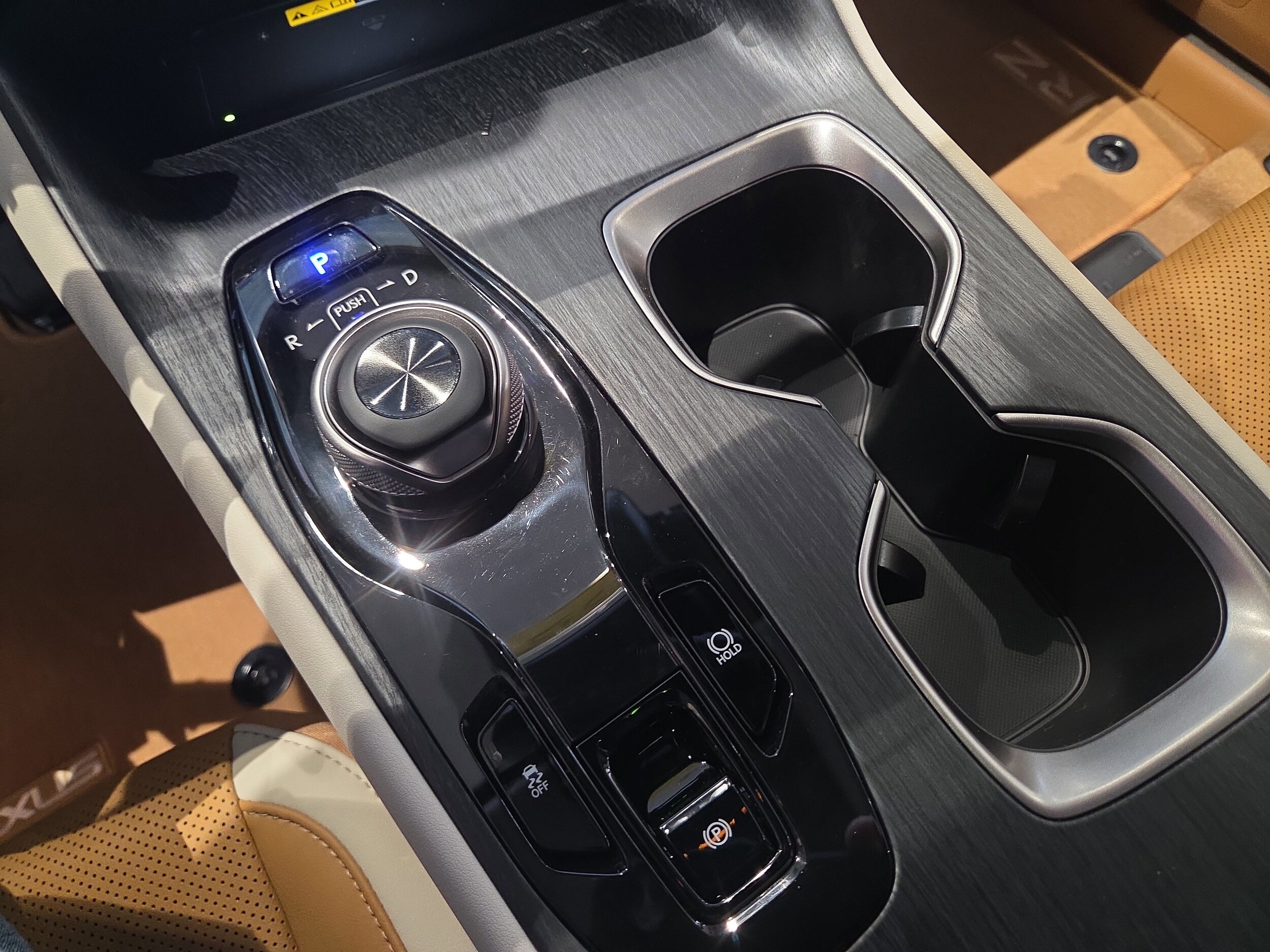 2026 Lexus RZ Premium - Photo 14