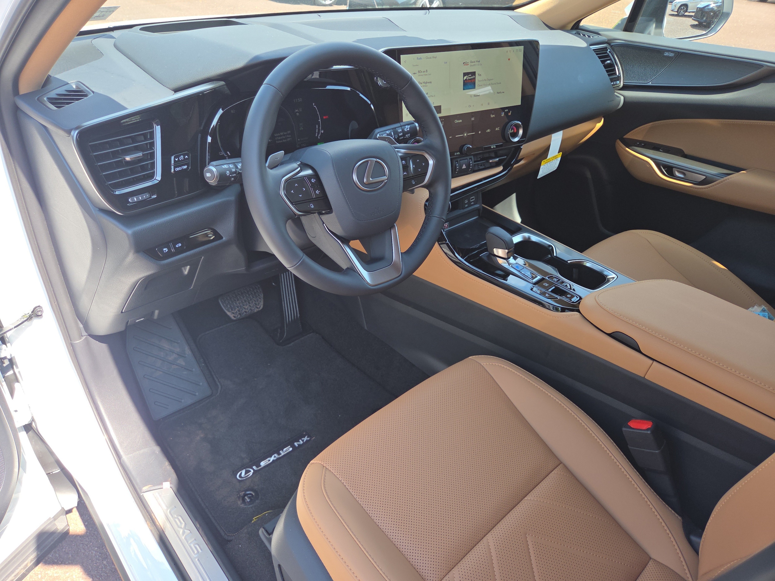 2026 Lexus NX 450h+ Luxury - Photo 9