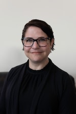 Staff member Jennifer Sandner from ID_d10bc5fbe351