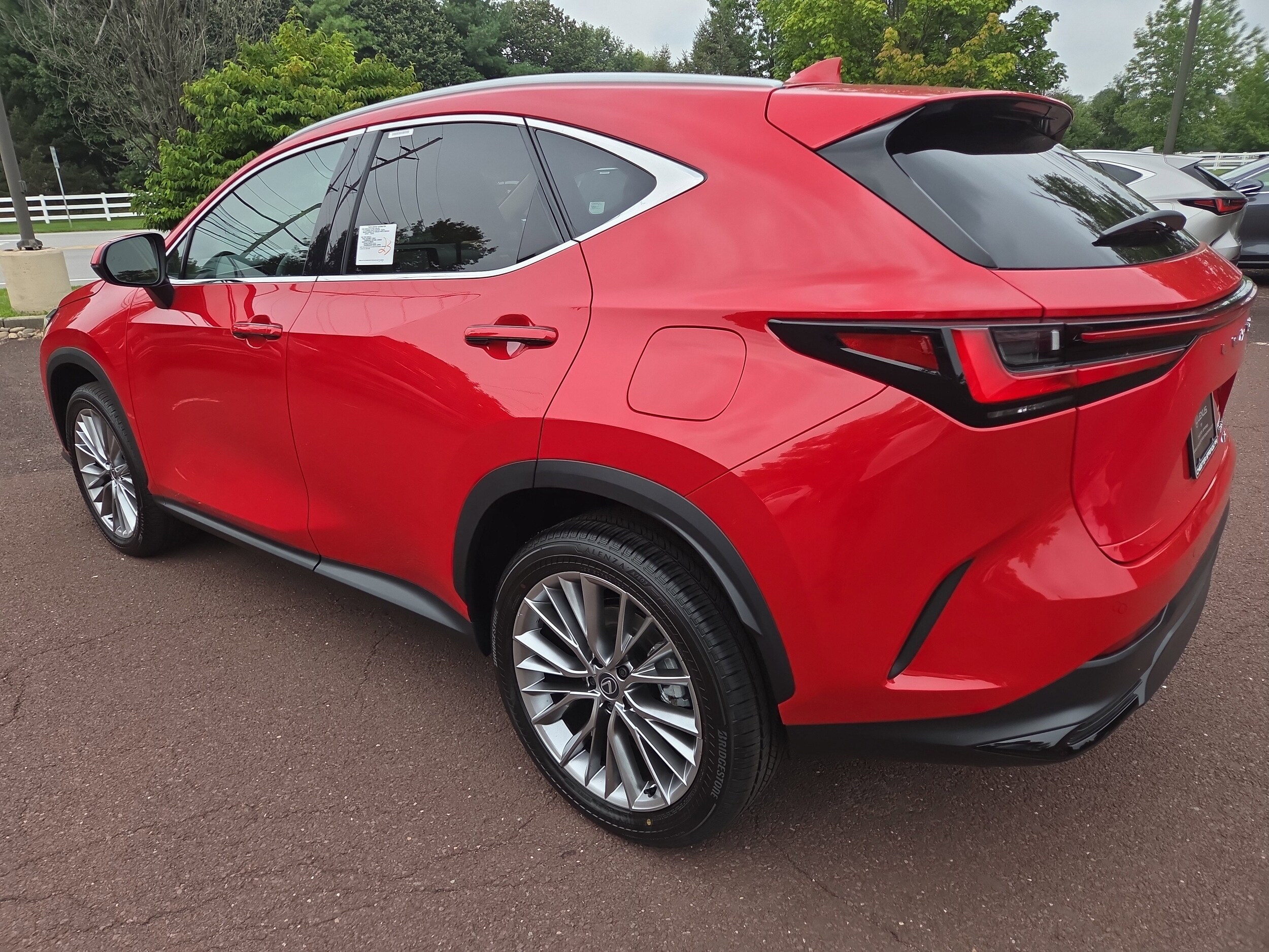 2025 Lexus NX 350 Premium photo 4